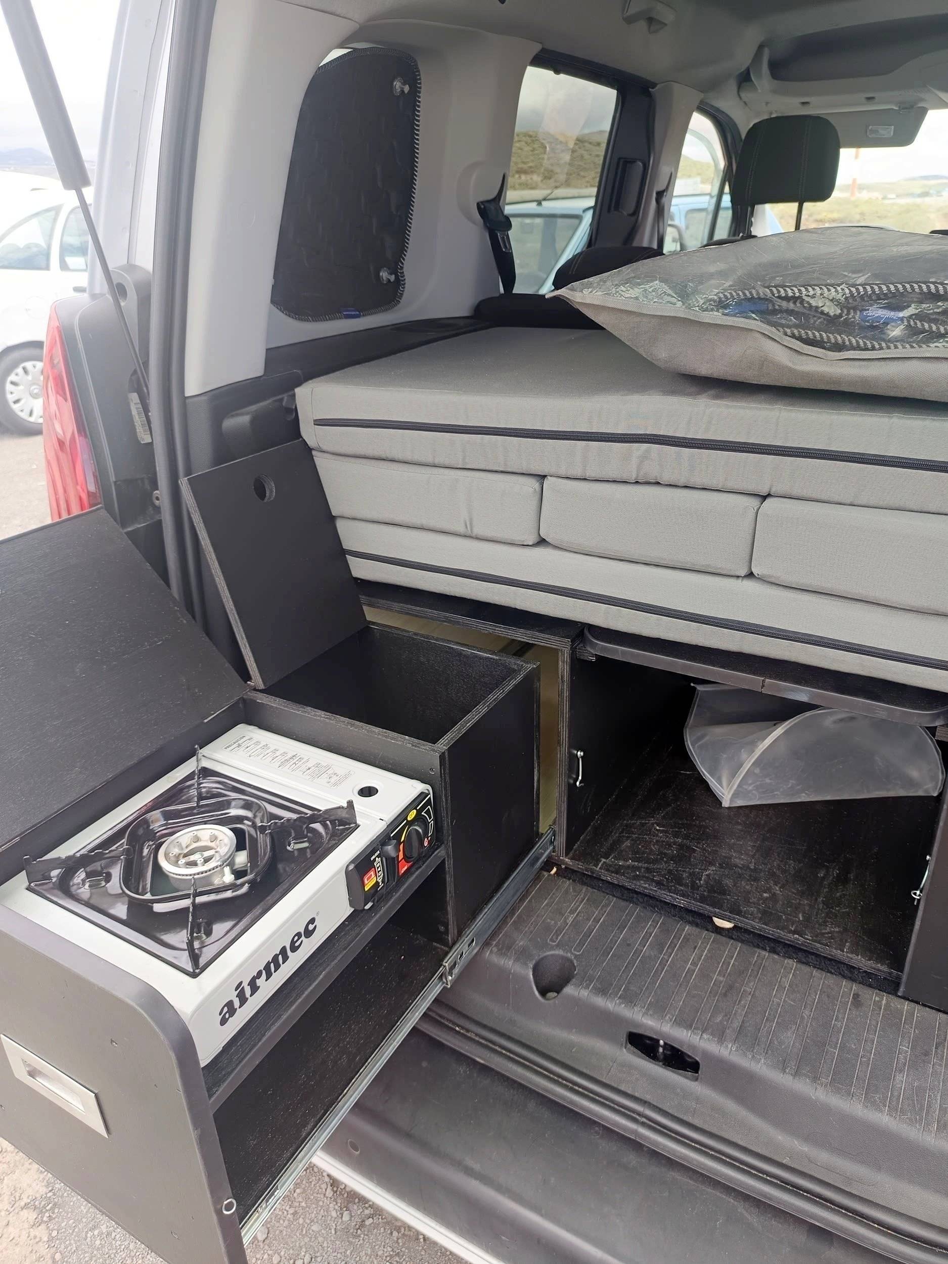 Car Caravane CARAVAN  