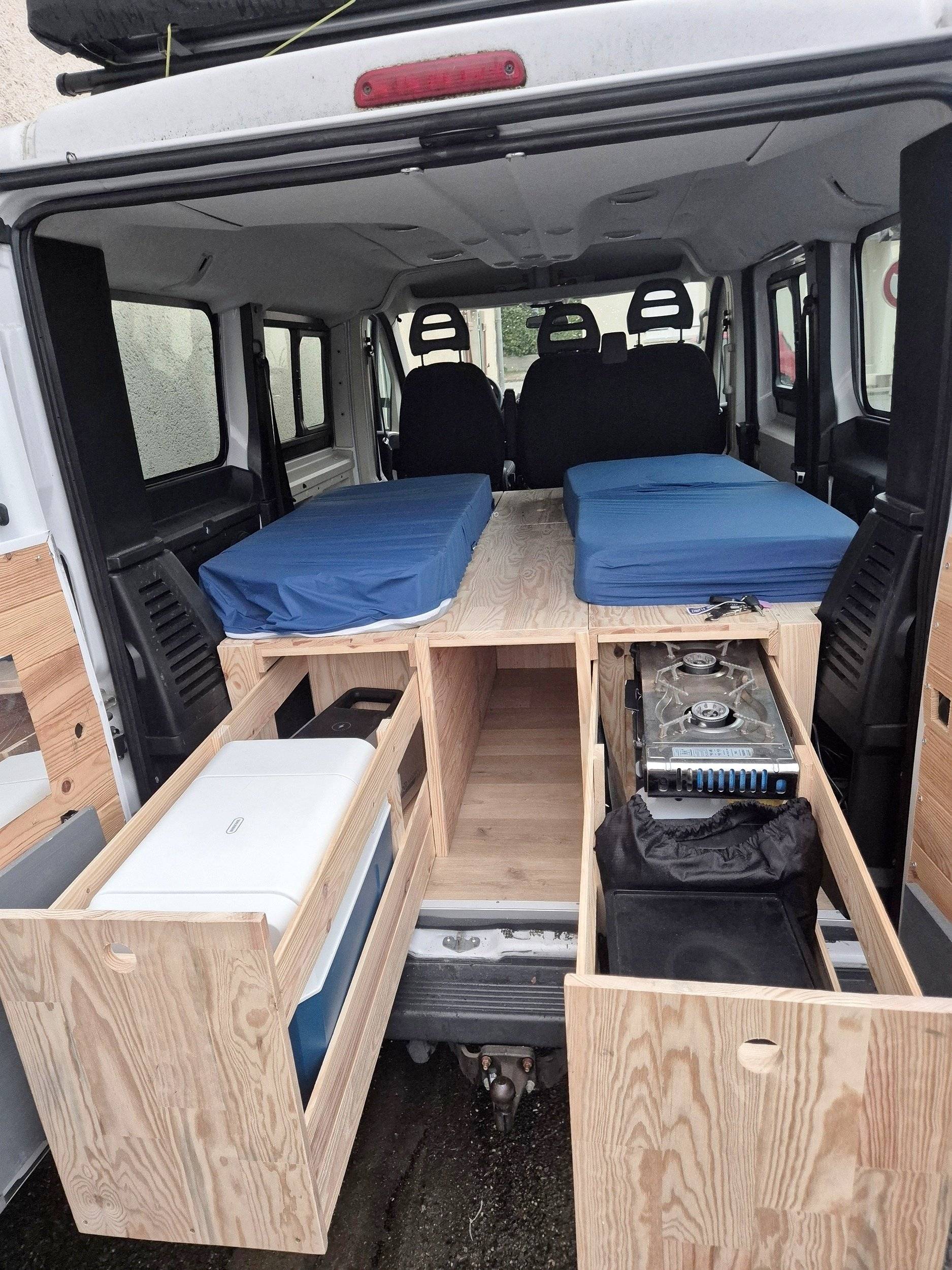 Berth Fiat Ducato - Yescapa