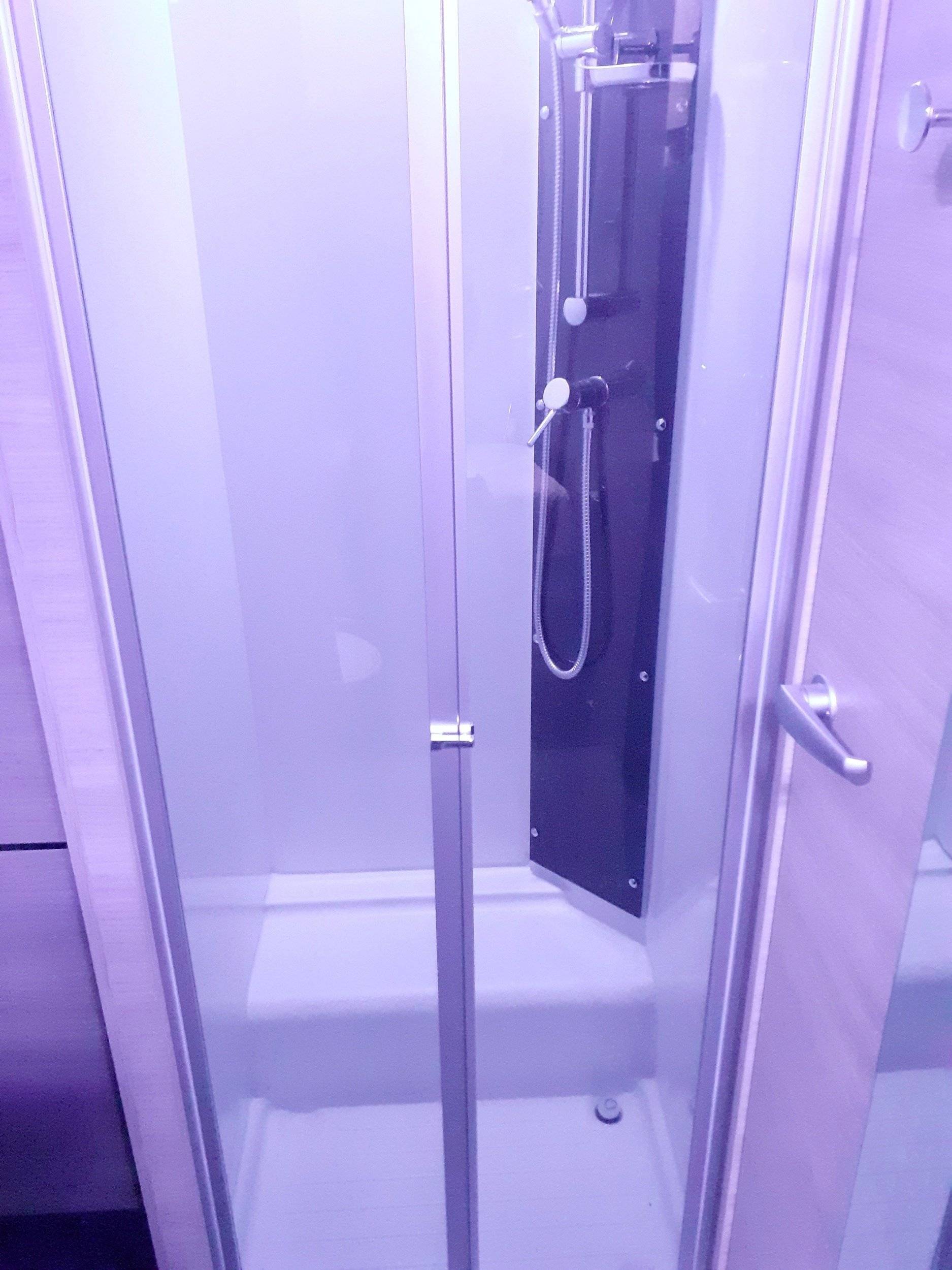 slaapplaatsen Ford Transit 2,0 l 170 ch - Yescapa