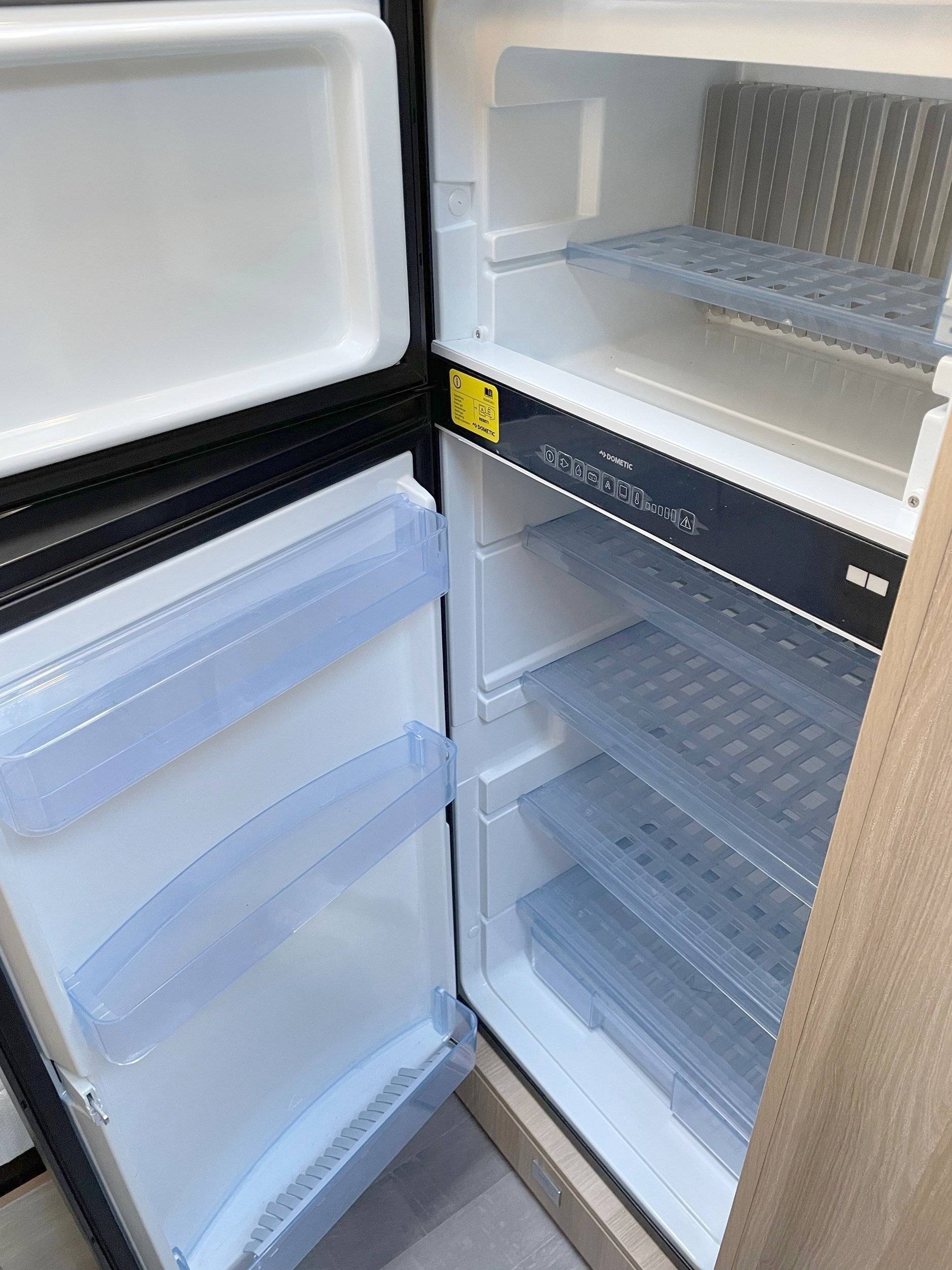 Dreamer Dreamer Family Van