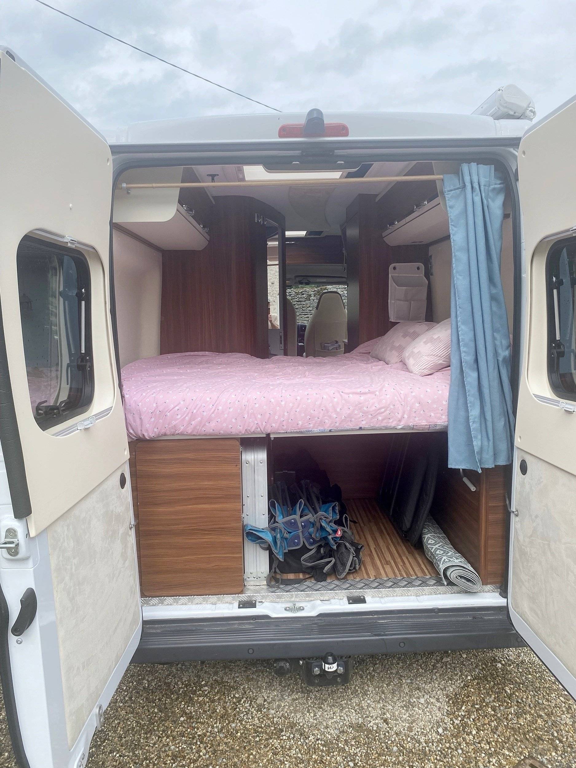 Adria 4 Twin