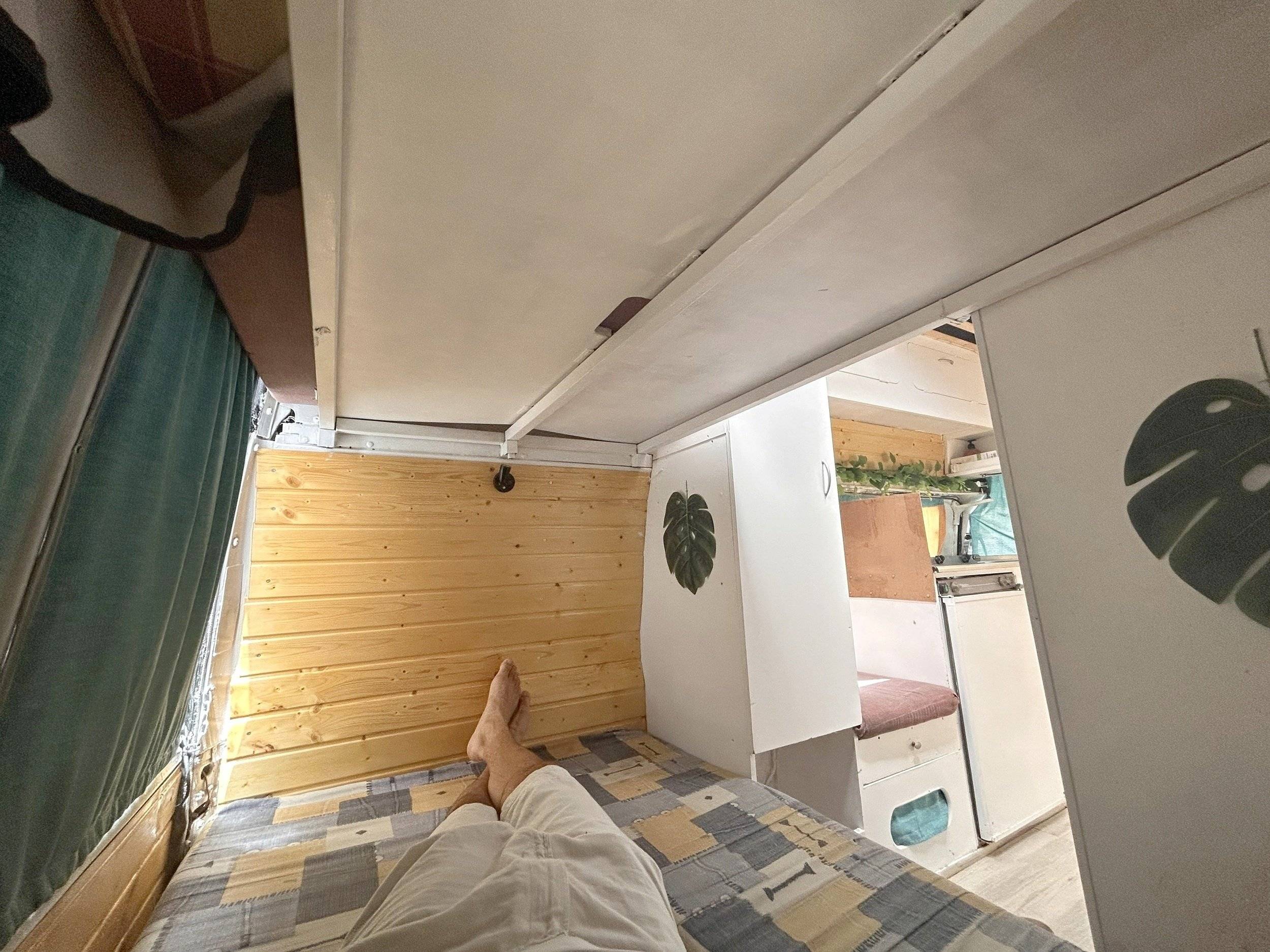 Letti Ford Transit 2,5 l TDCi 140 ch. - Yescapa
