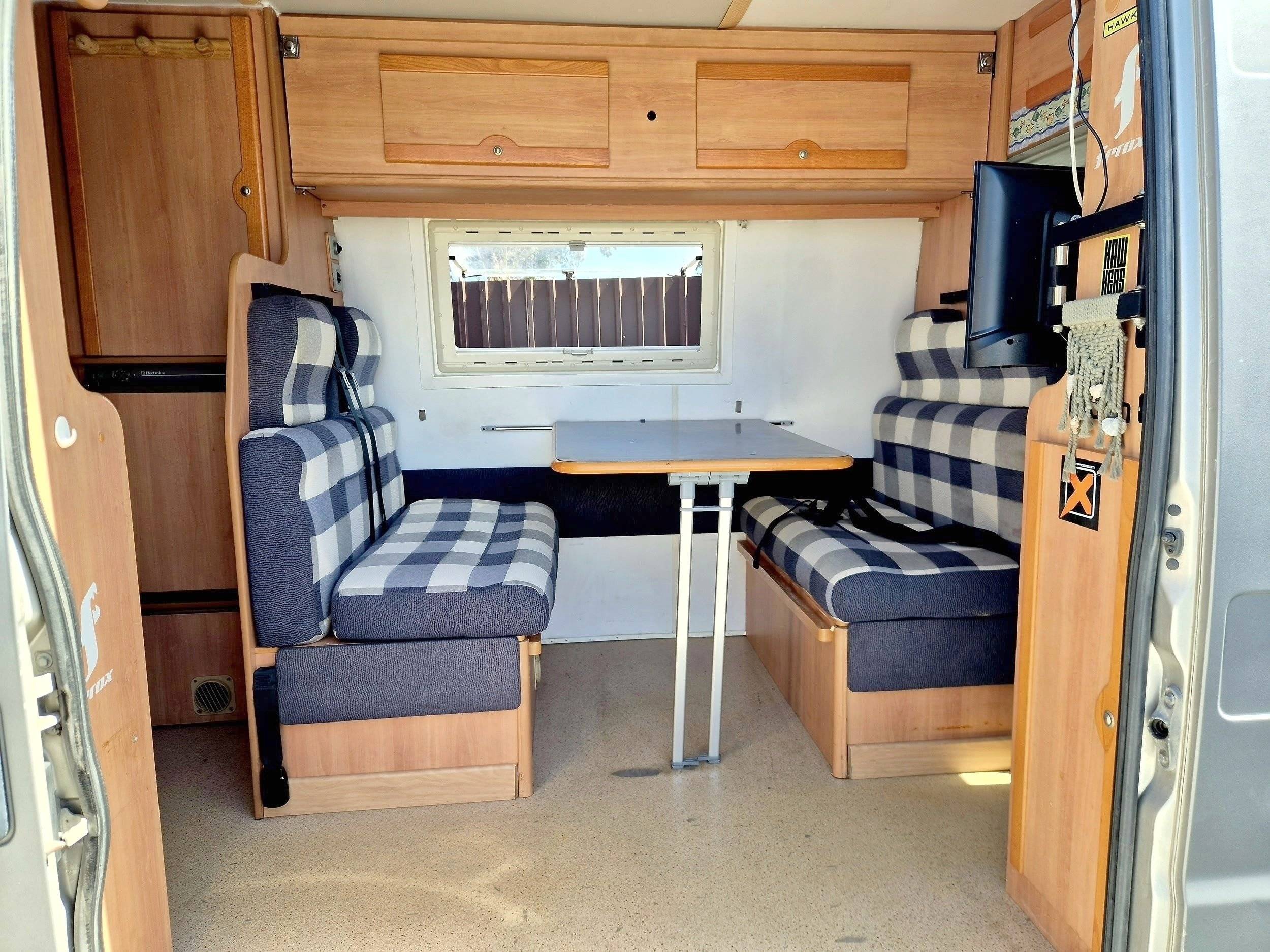 Comedor Fiat Ducato 230 2.8JTD - Yescapa
