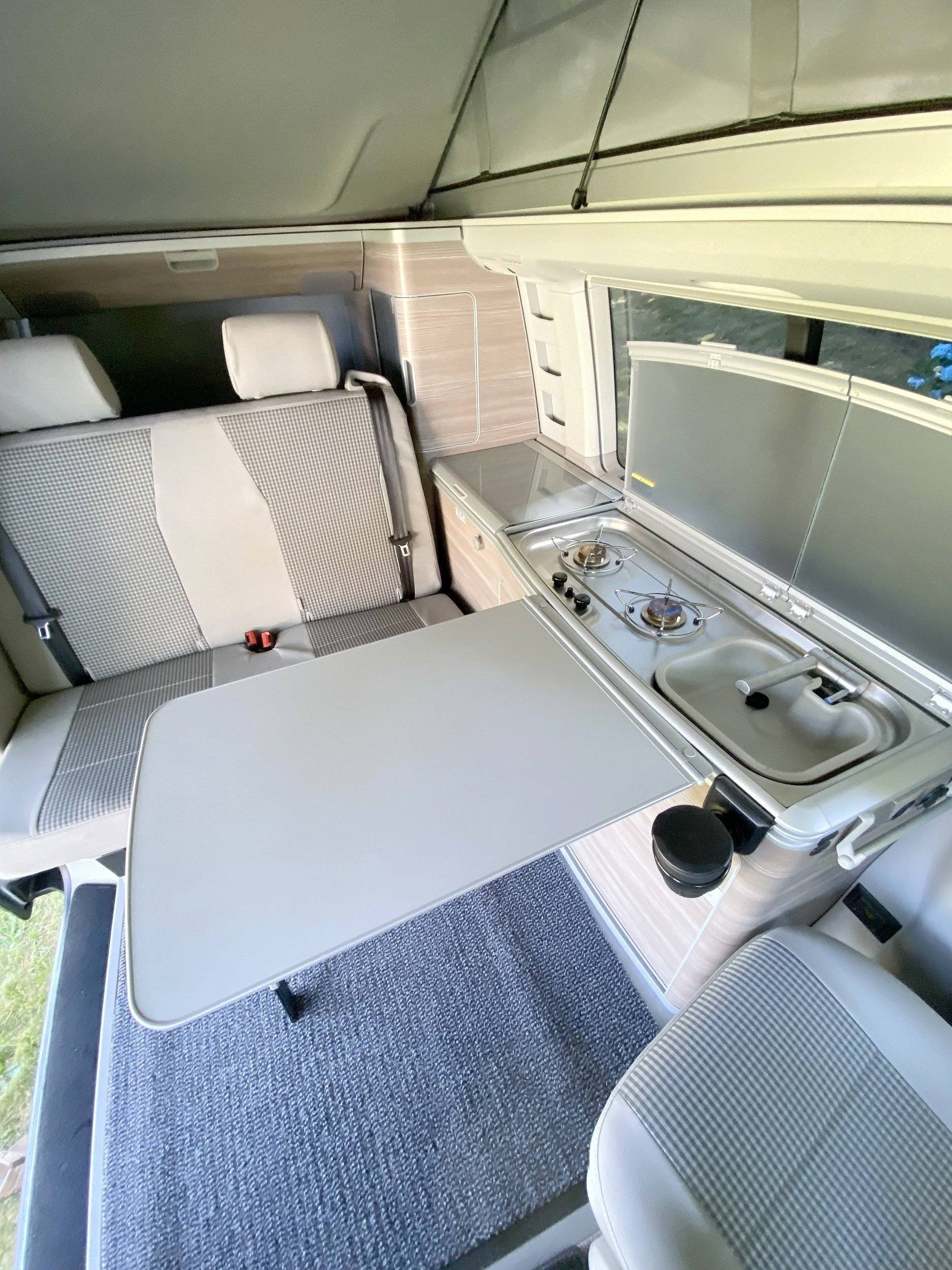 Volkswagen T6 California Coast