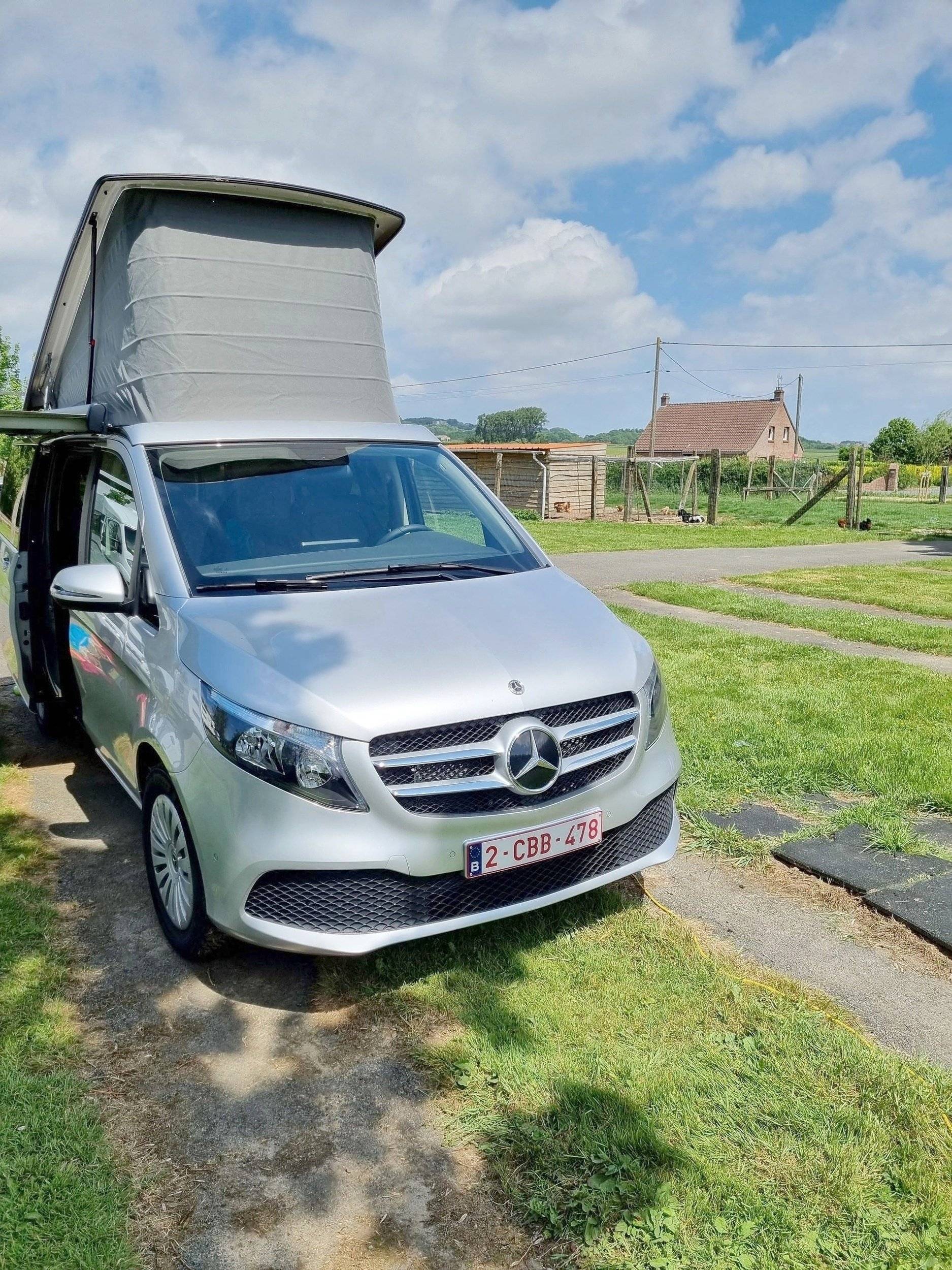 Mercedes-Benz 