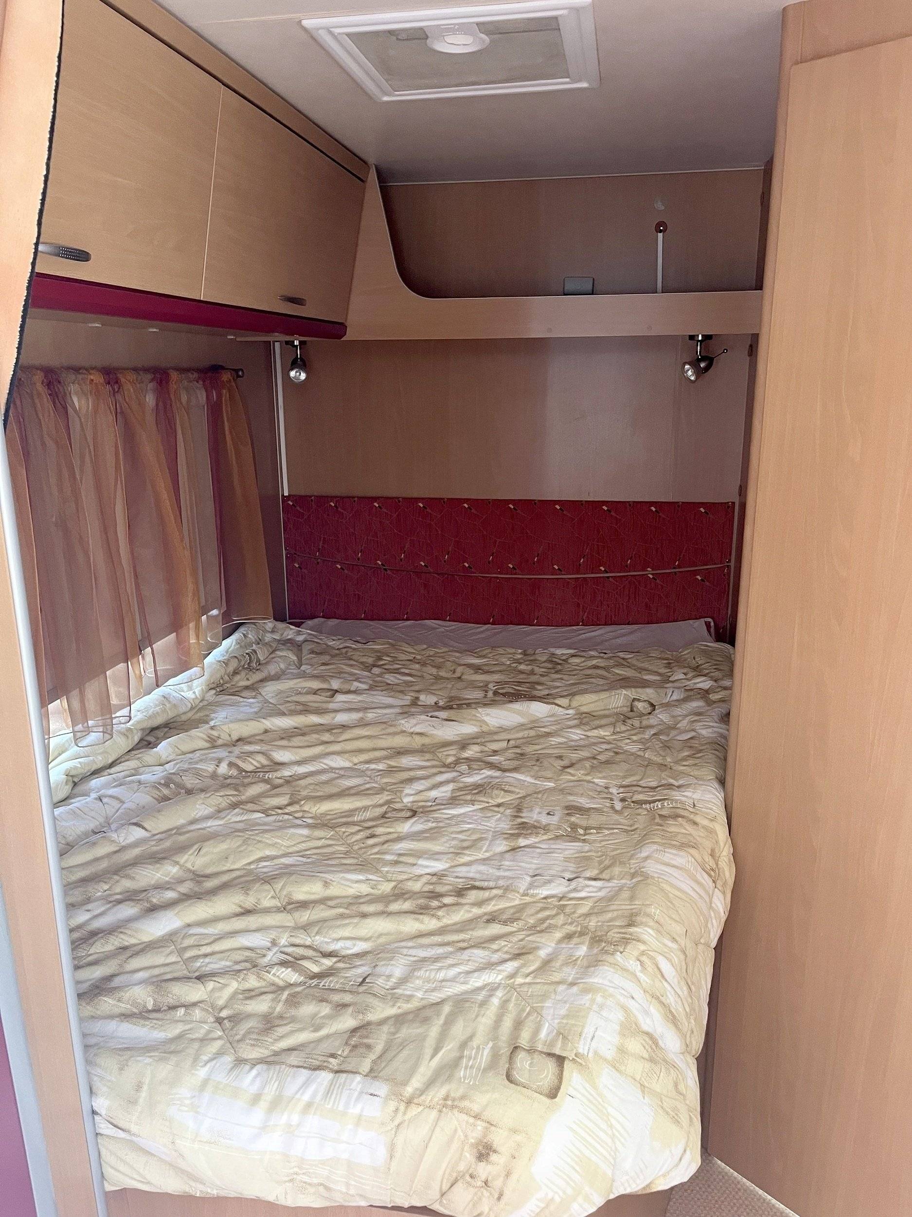 Berth Fiat - Yescapa