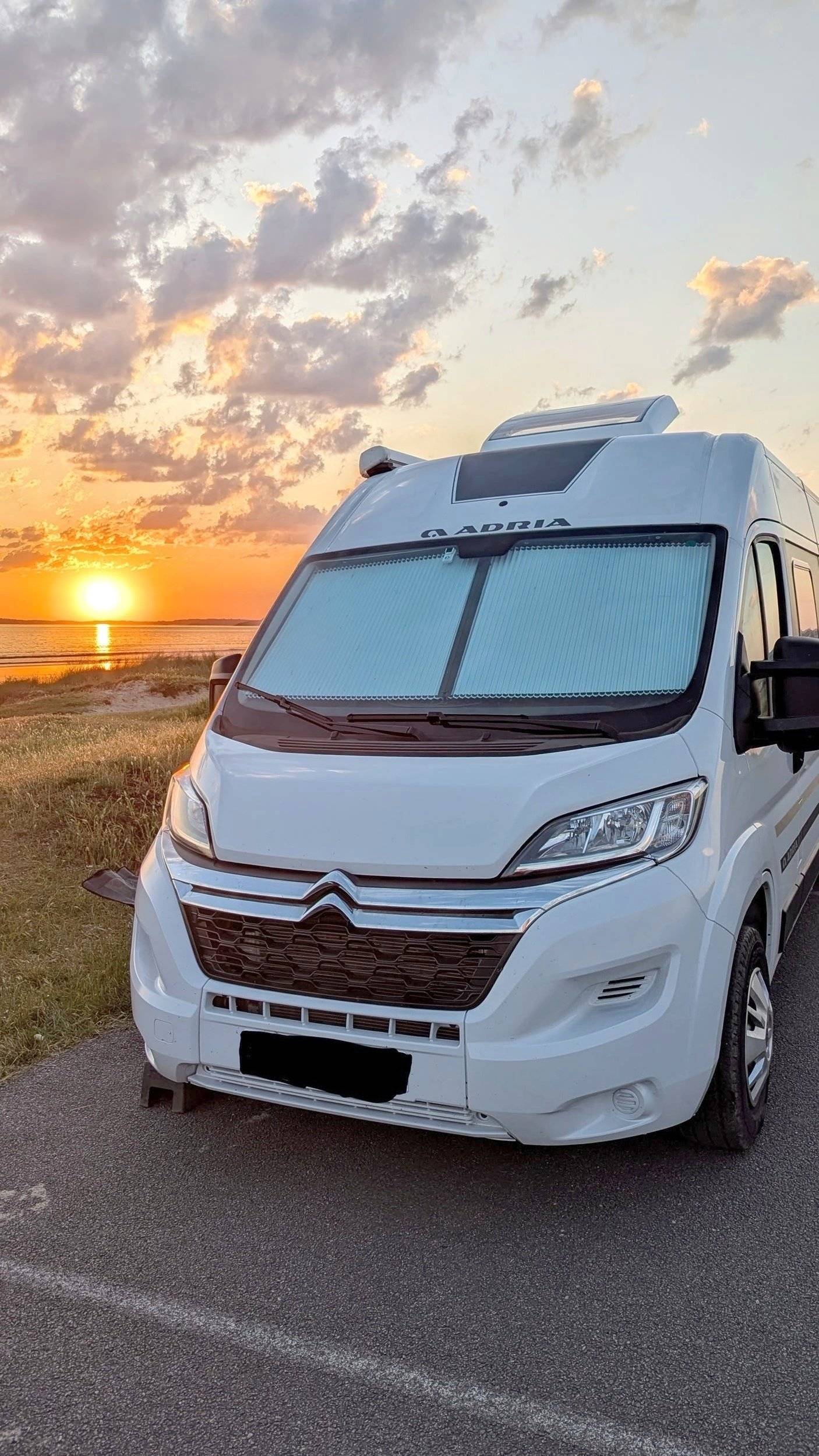 Adria Twin 600 SPB Family