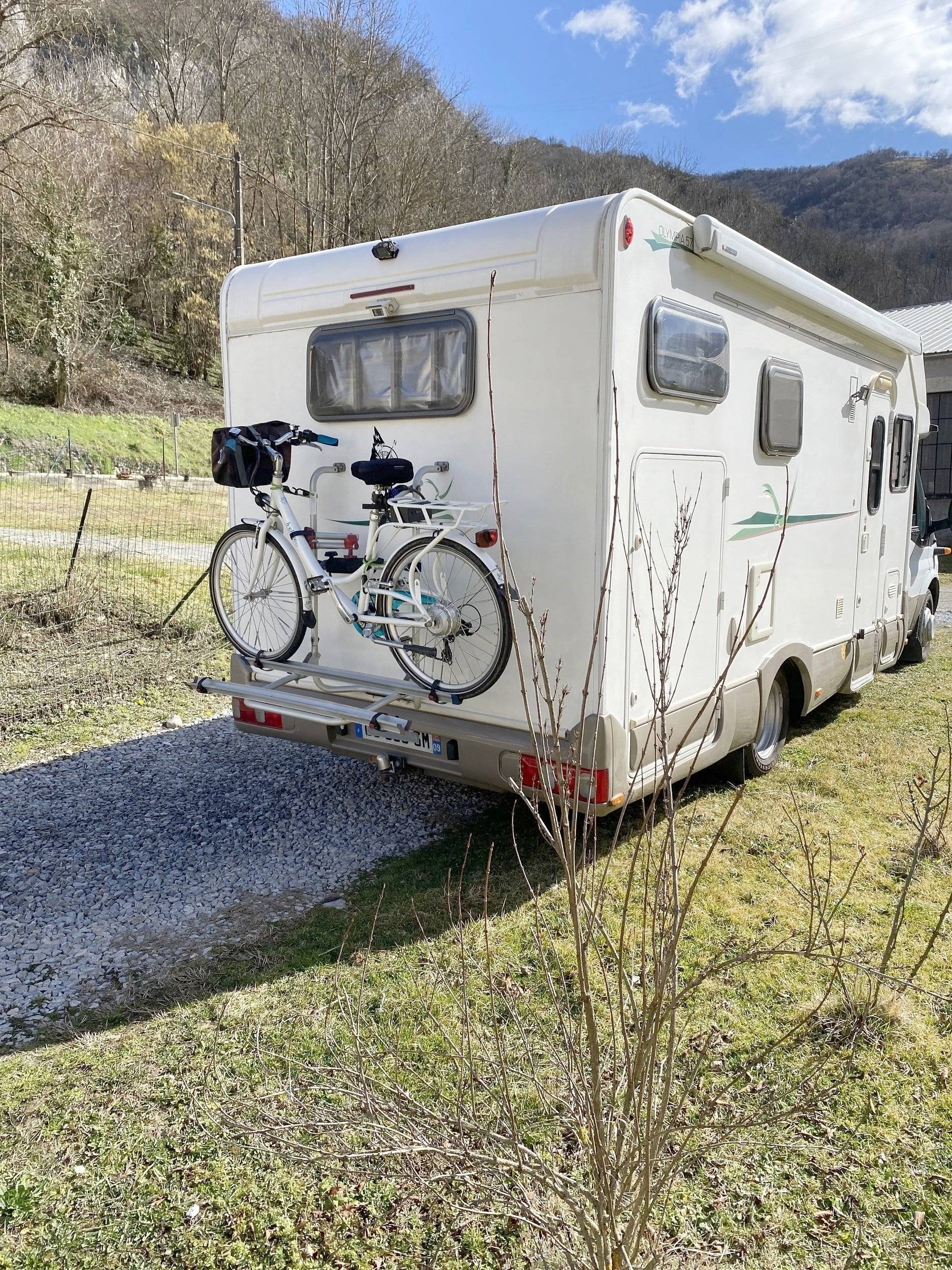 Eura Mobil Transit 2,4 l TDCi 140 ch.