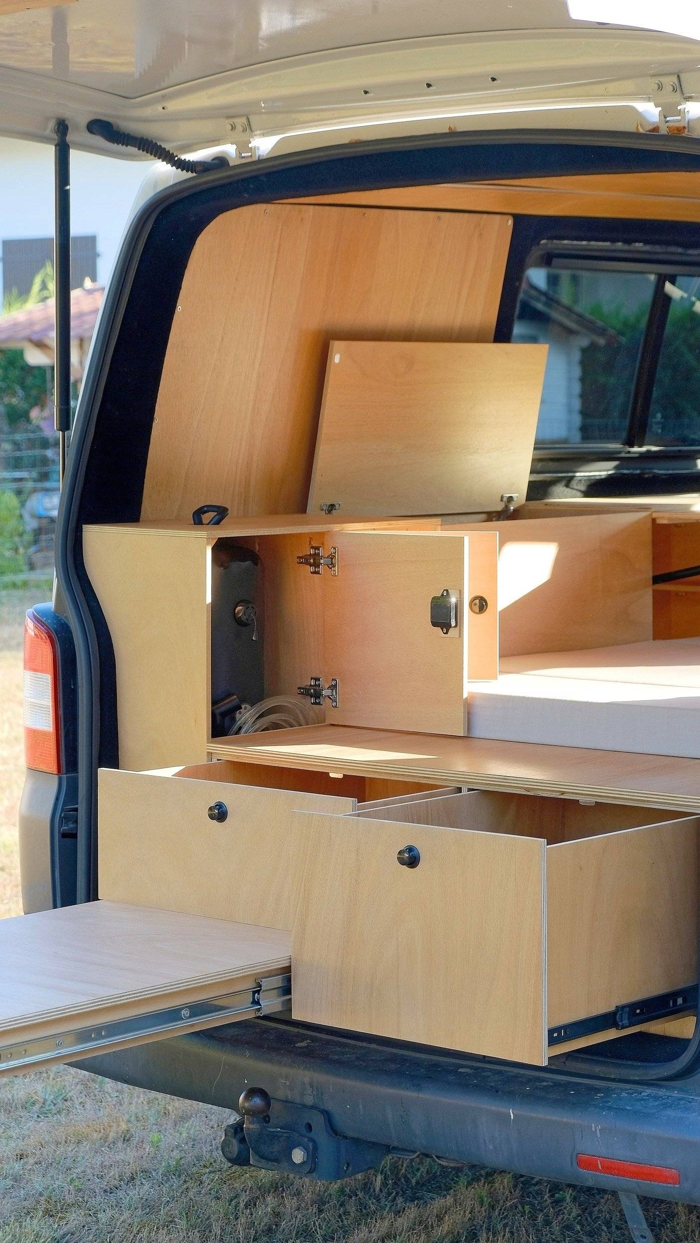 Volkswagen T5 2,0 l 102 ch