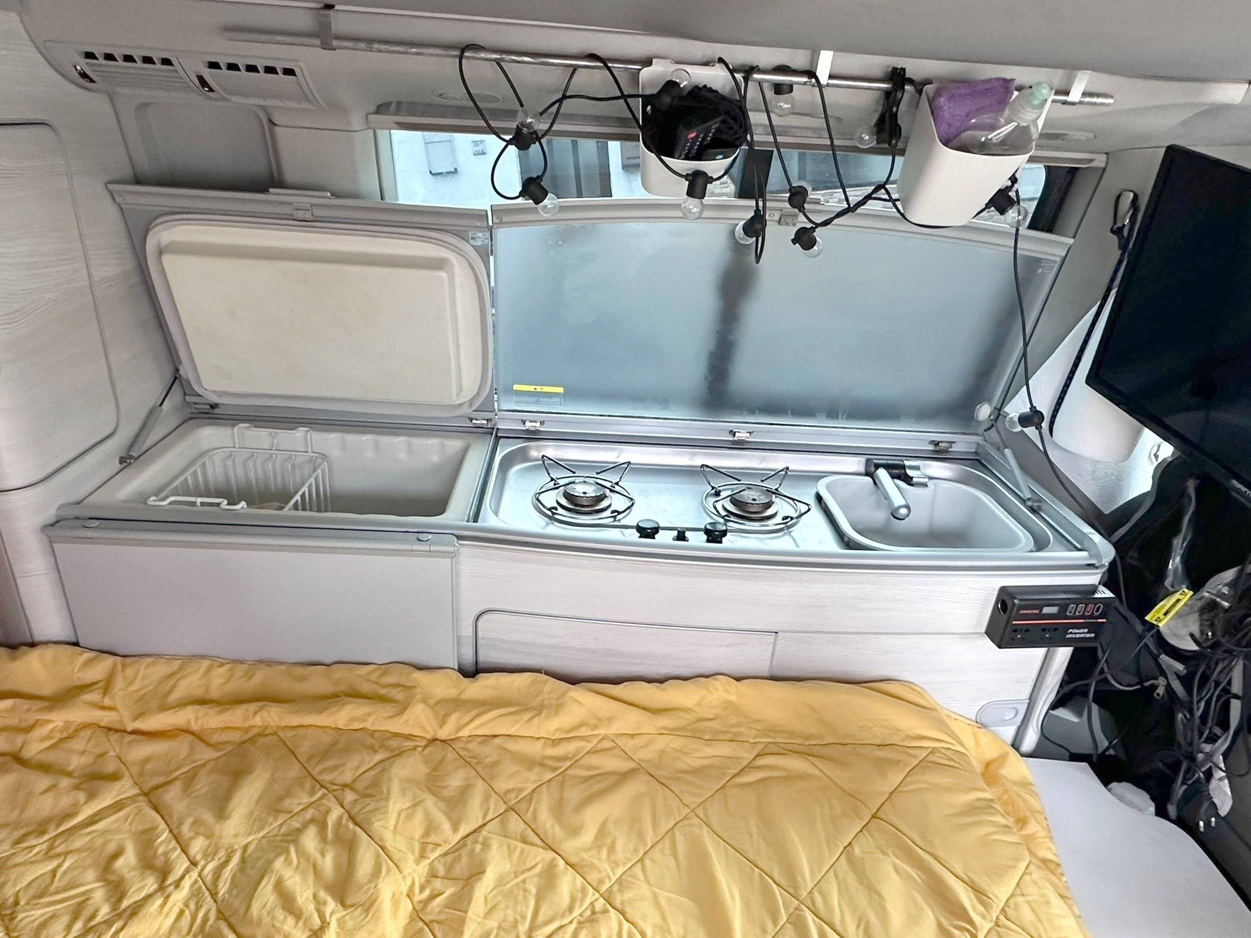 Volkswagen T6 California Coast