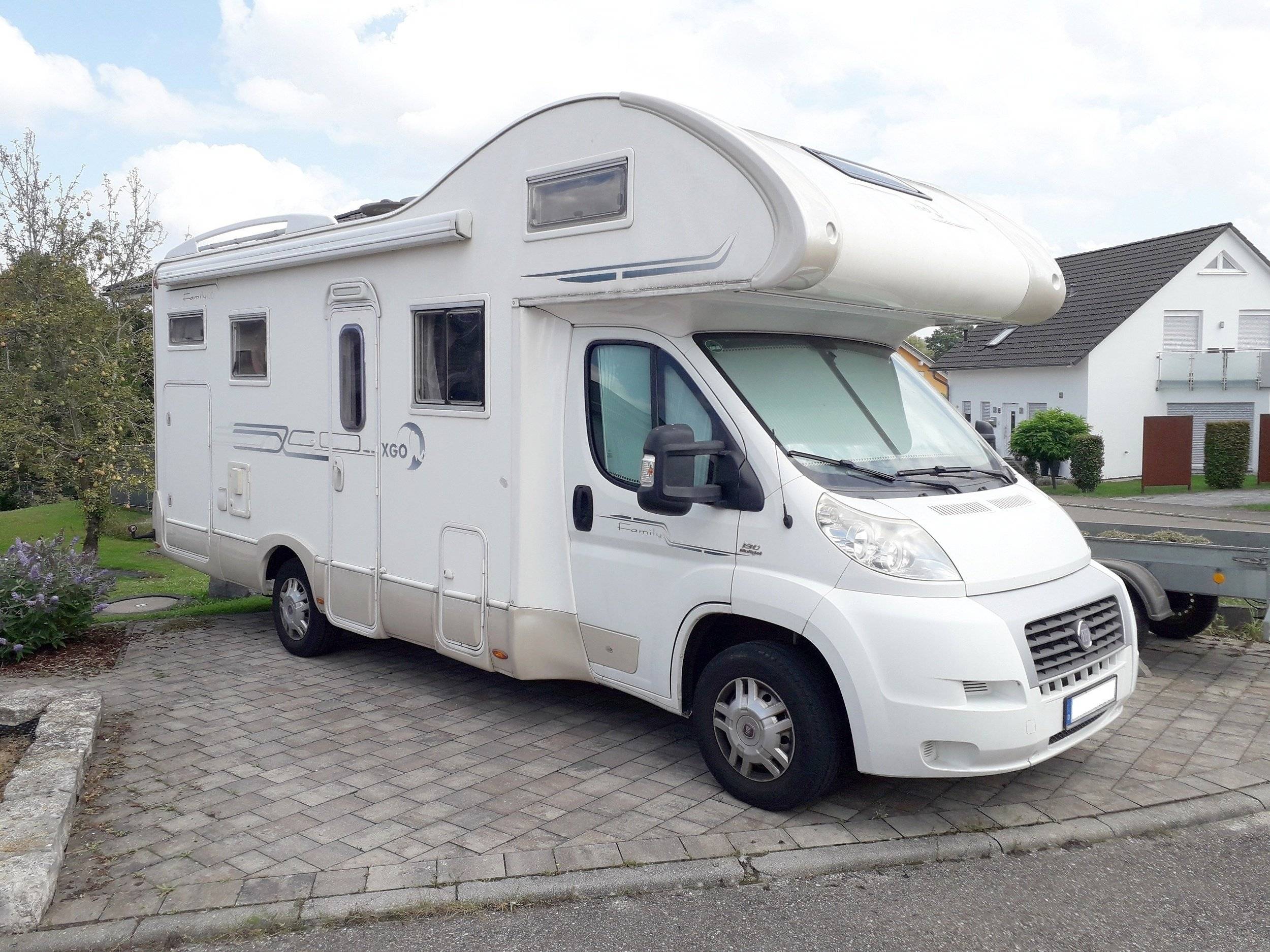 schräge Vorderansicht Fiat Fiat ducato - Yescapa