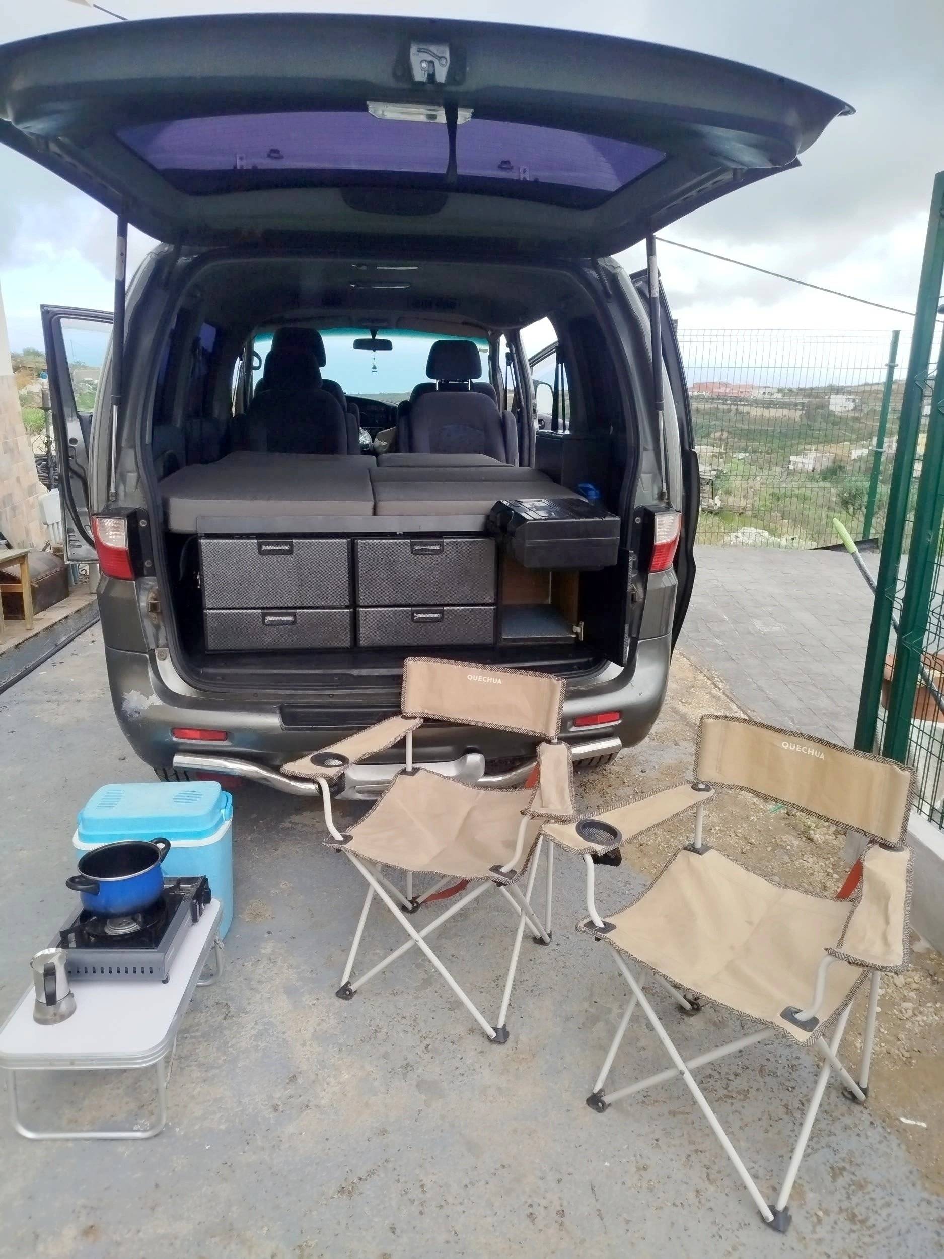 Kochnische Hyundai H1 4x4 - Yescapa