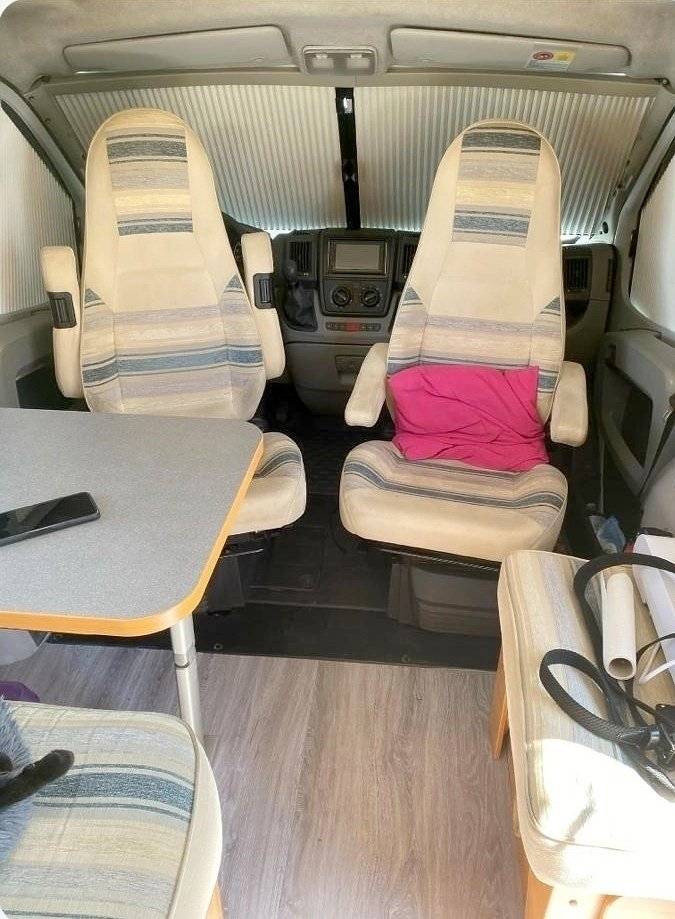 Coin repas Iveco IVECO - Yescapa