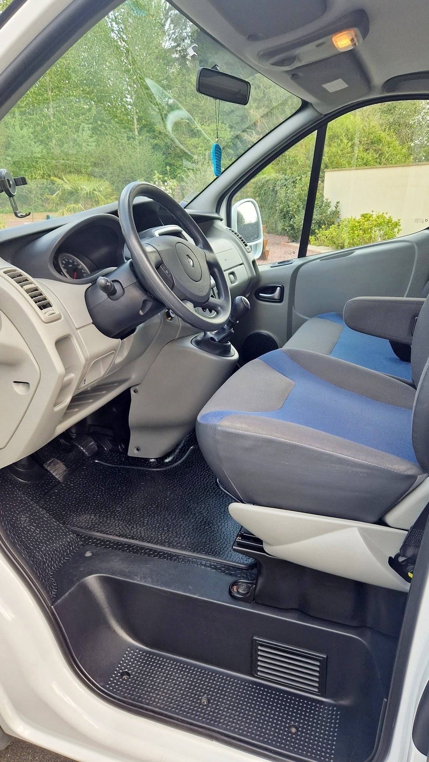 Renault Trafic 2,0 l dCi 115 ch