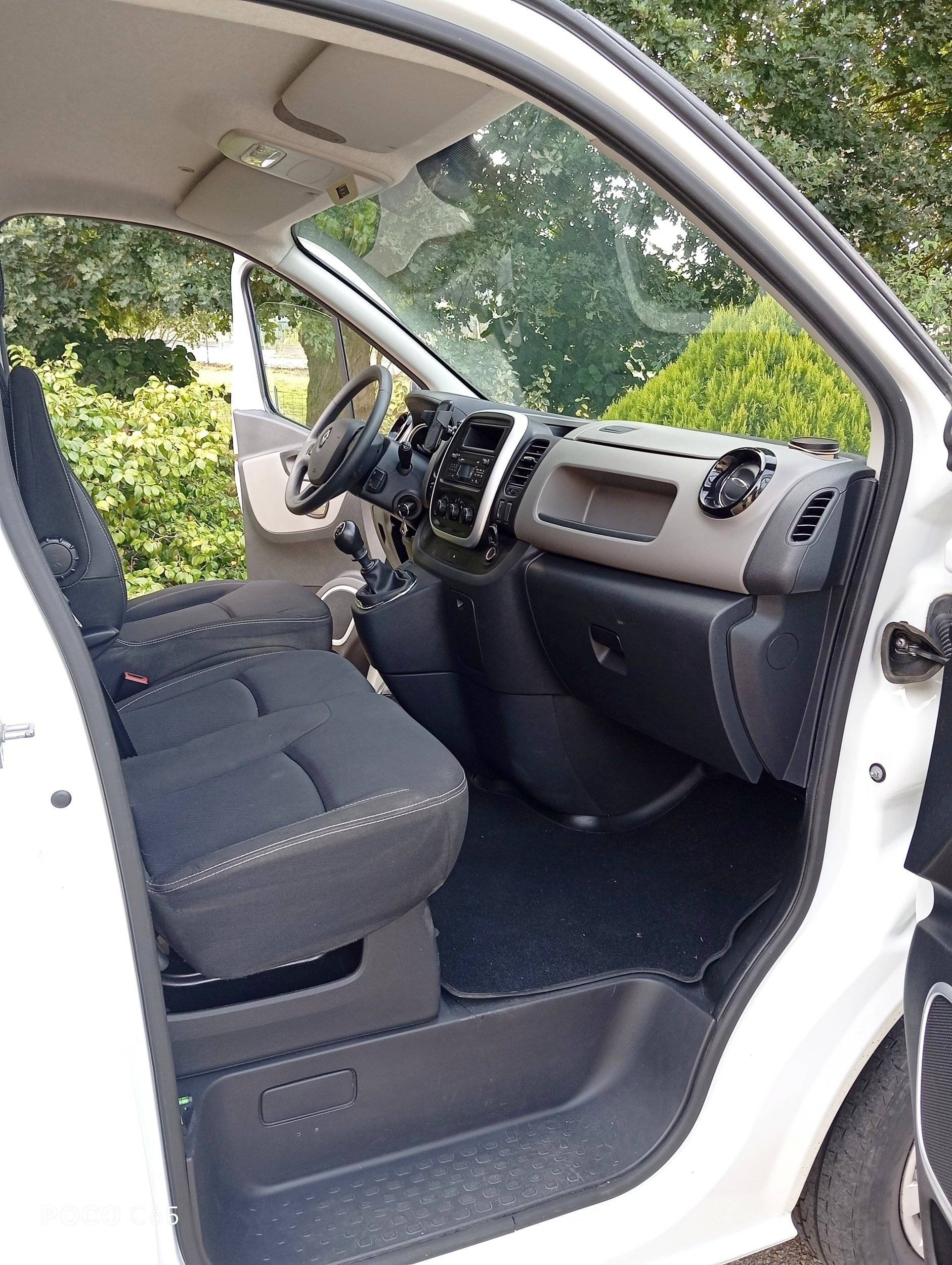 Renault Trafic L2H1 2 l 120 ch