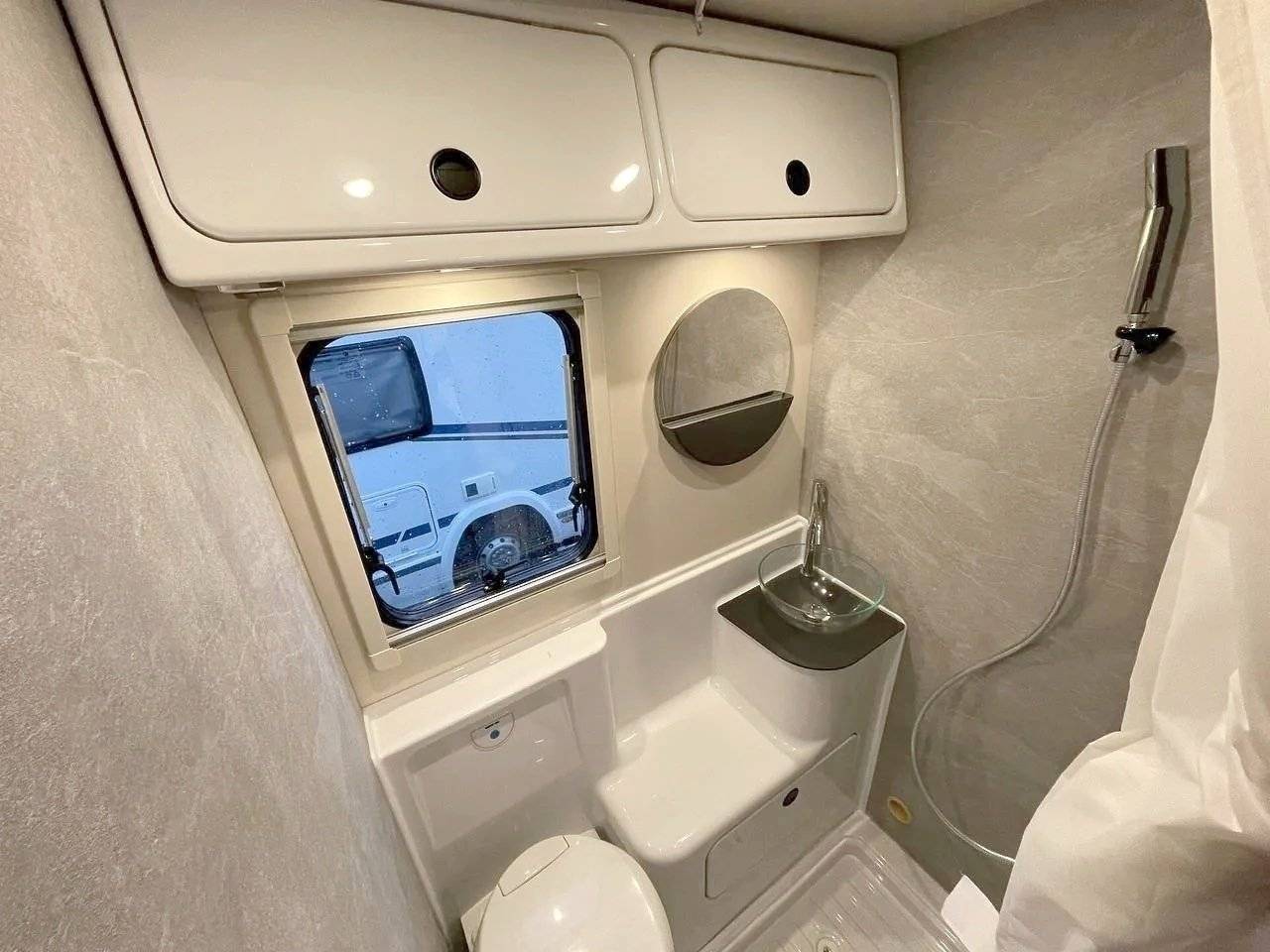 Ford Transit 2,4 l 140 ch