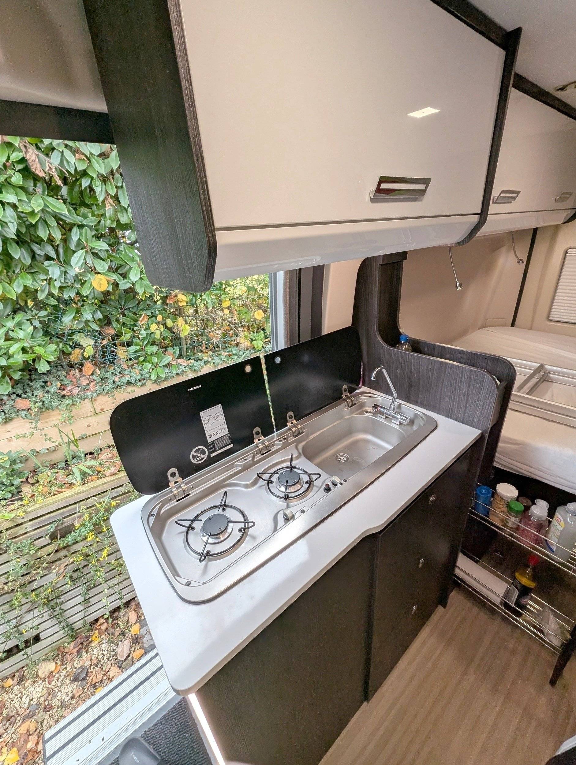 Benimar Benivan 100 pop up