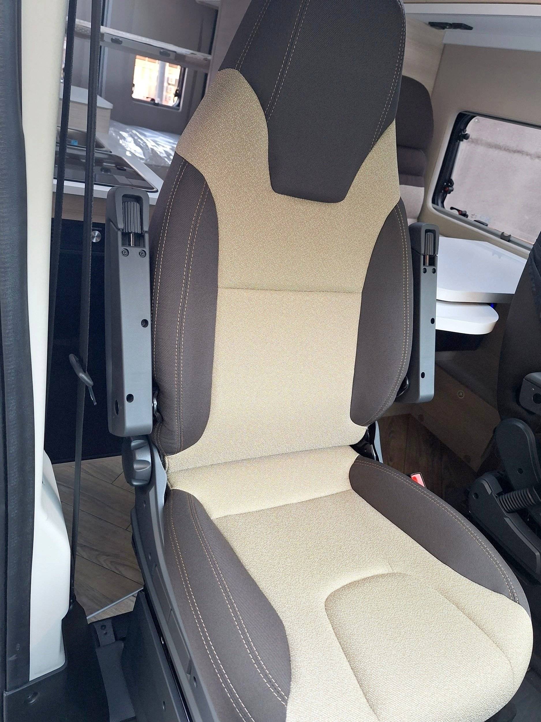 Challenger V114 MAX START EDITION