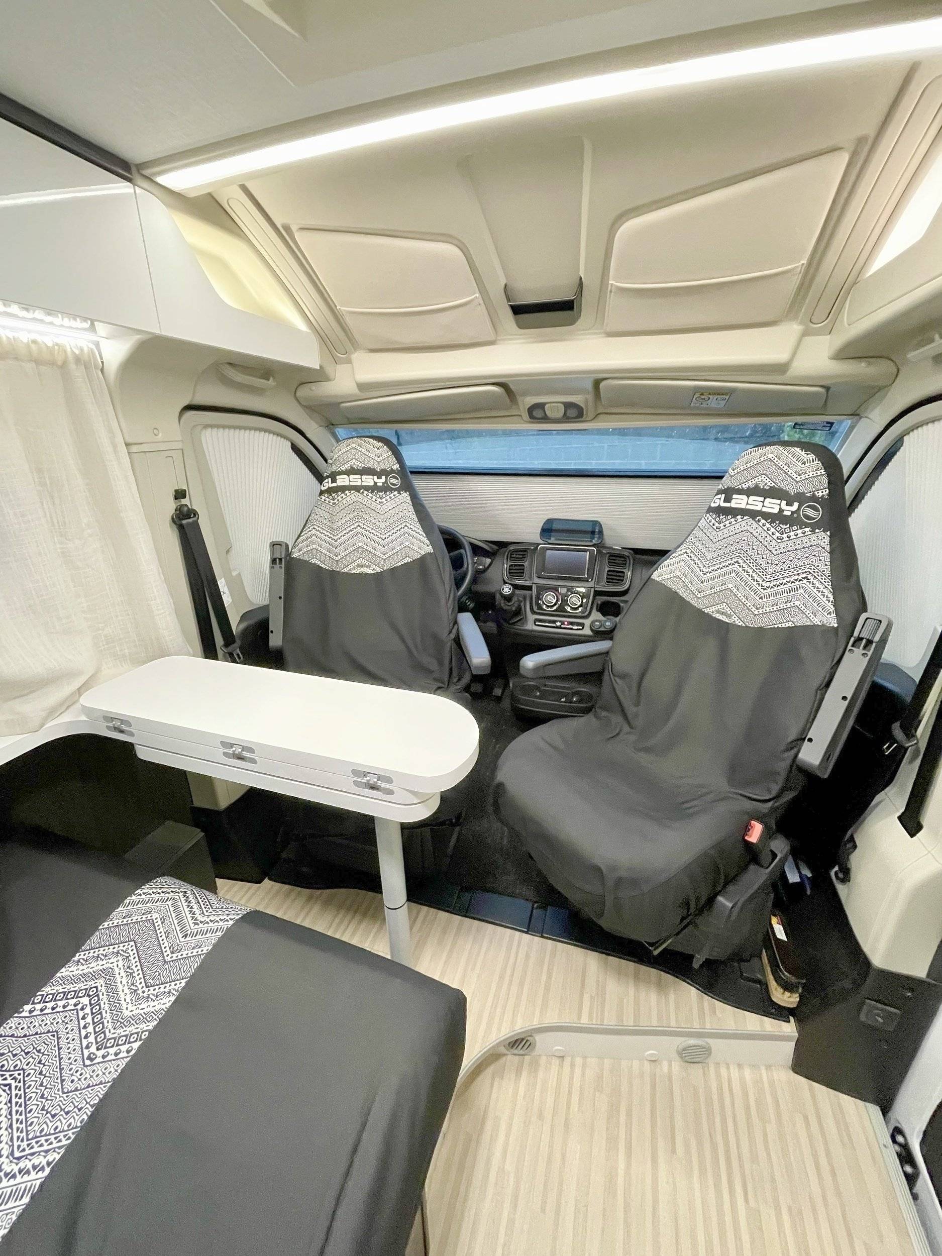 Benimar Benivan B144