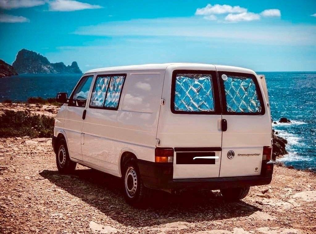 Rear view Volkswagen volkswagen - Yescapa