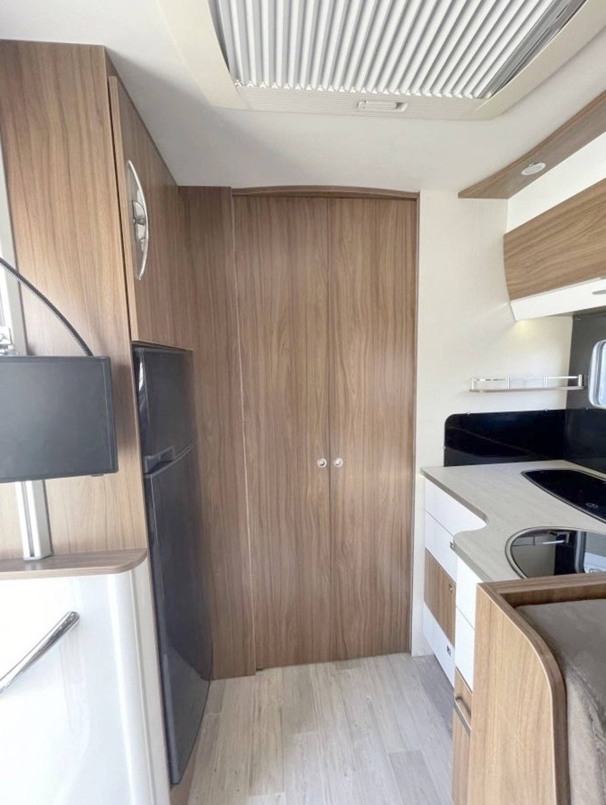 Pilote P716 P Essentiel