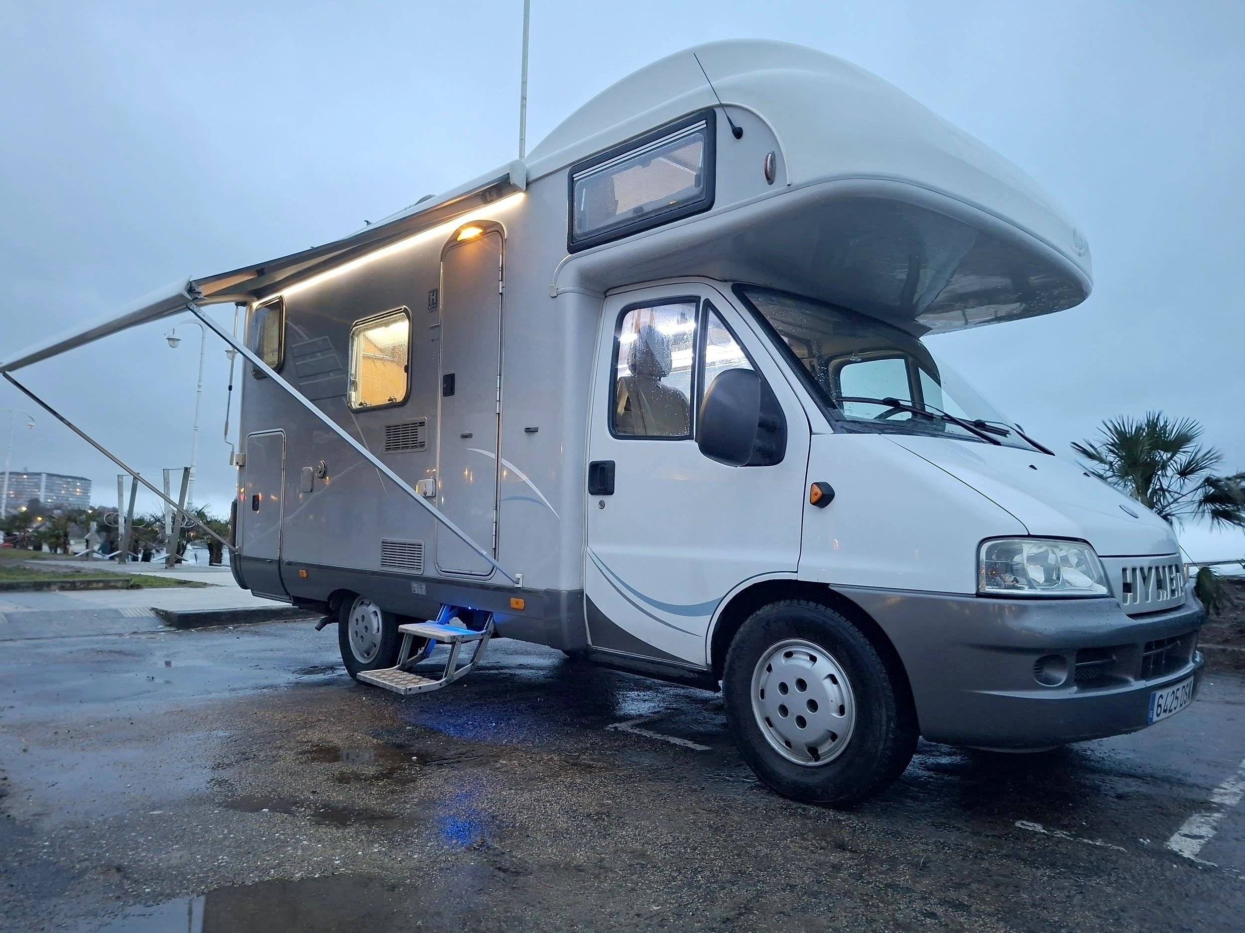 Hymer C544
