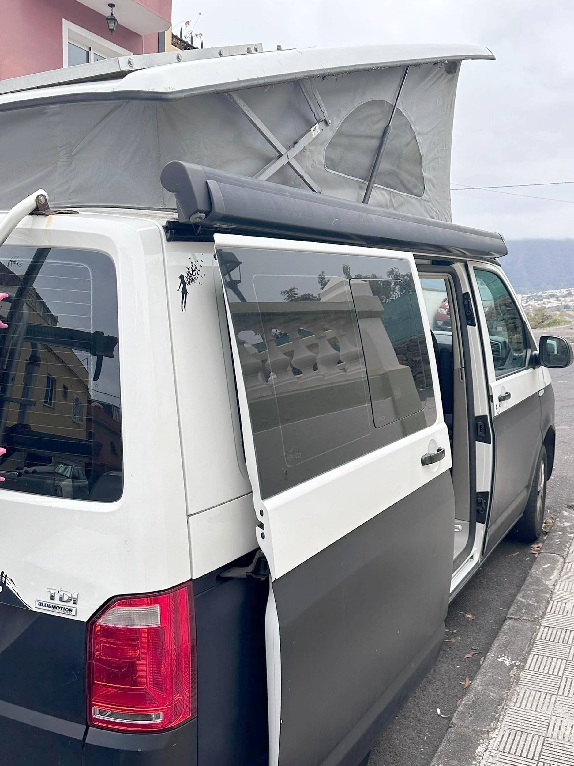 Volkswagen T6 California Coast