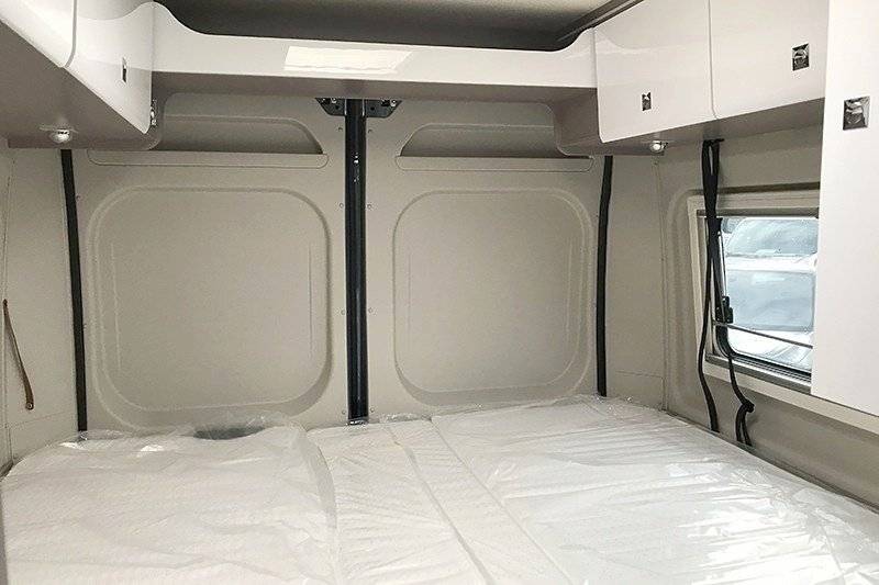 Bürstner ELISEO C642