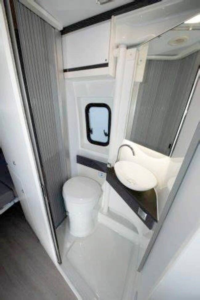 Adria TWIN SUPREME 640 SPB FAMILY