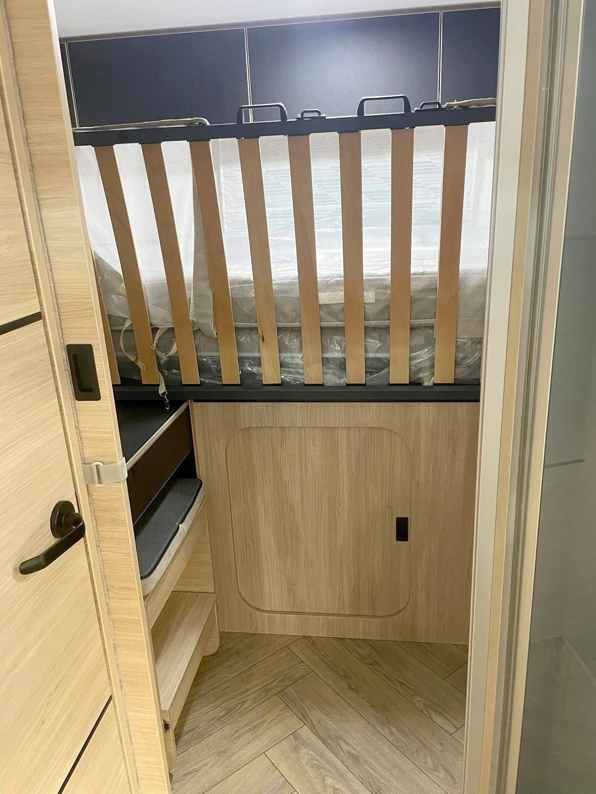 Challenger Challenger 384