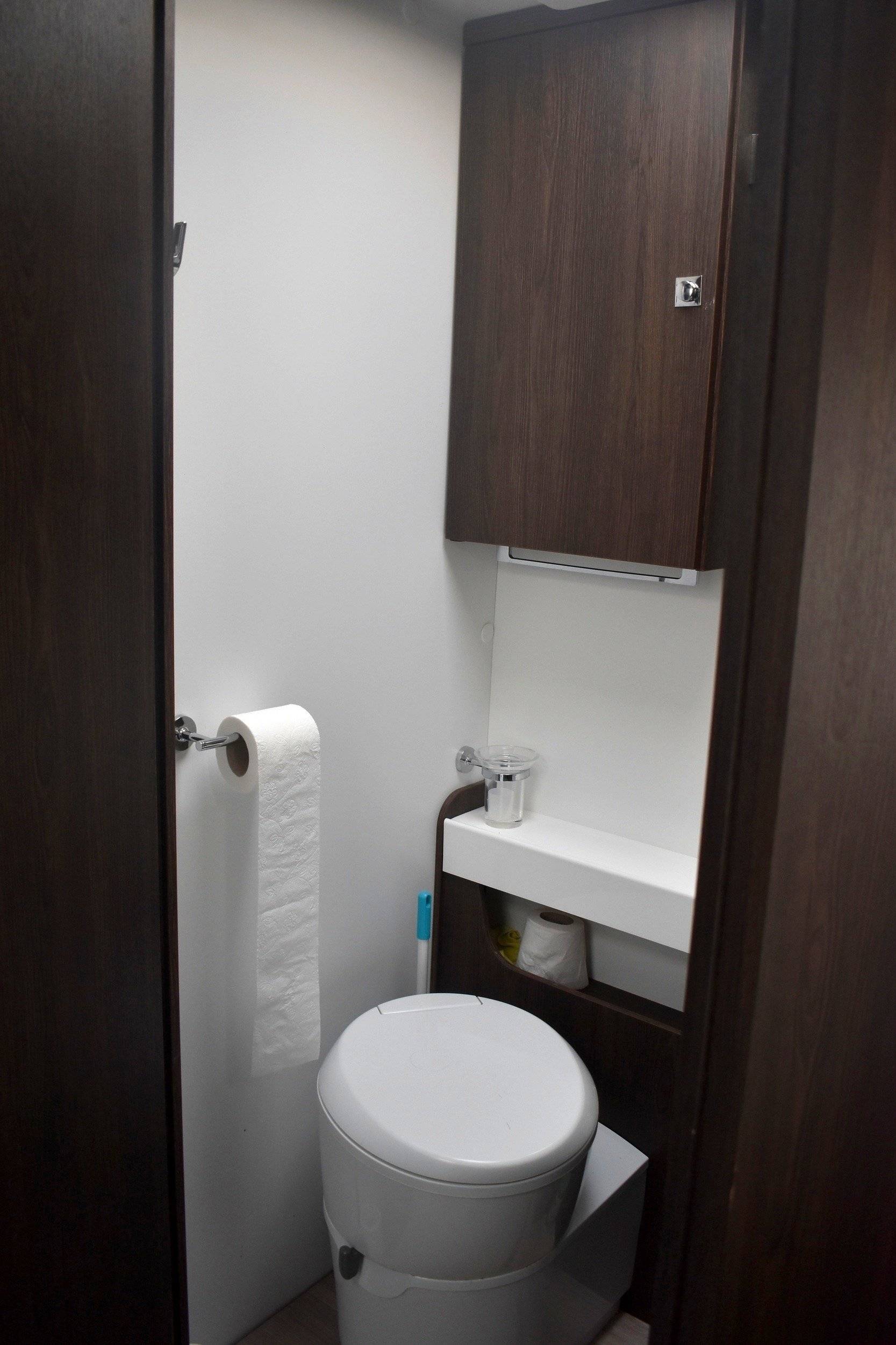 Berth Ford Transit 2,0 l 170 ch - Yescapa