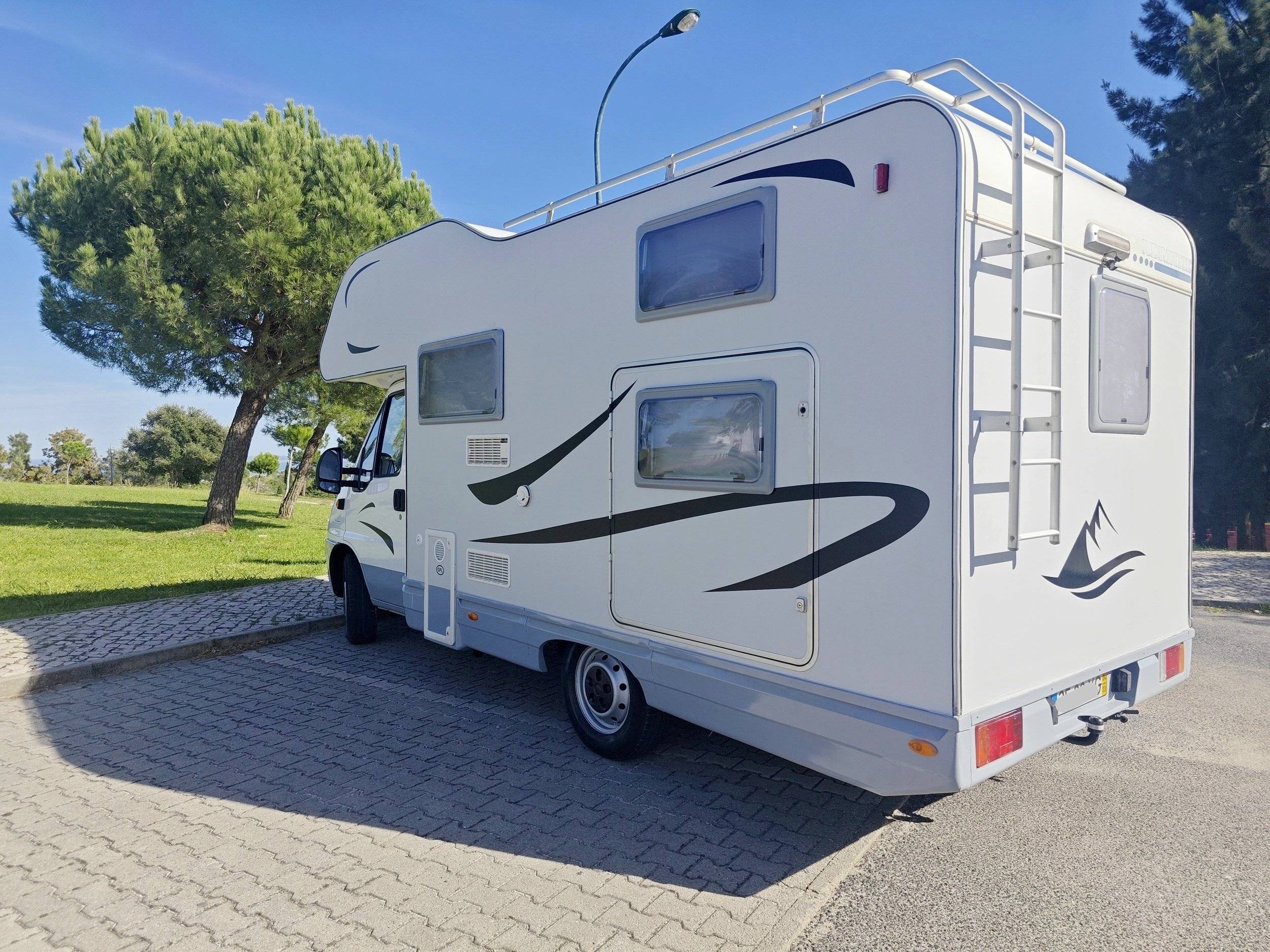 Adria Adriatix 572 DK