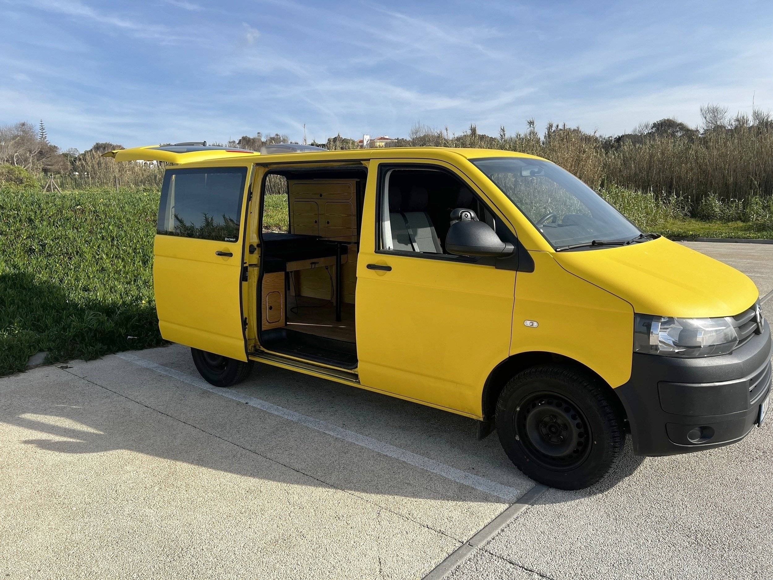 Volkswagen T5 2,0 l 102 ch