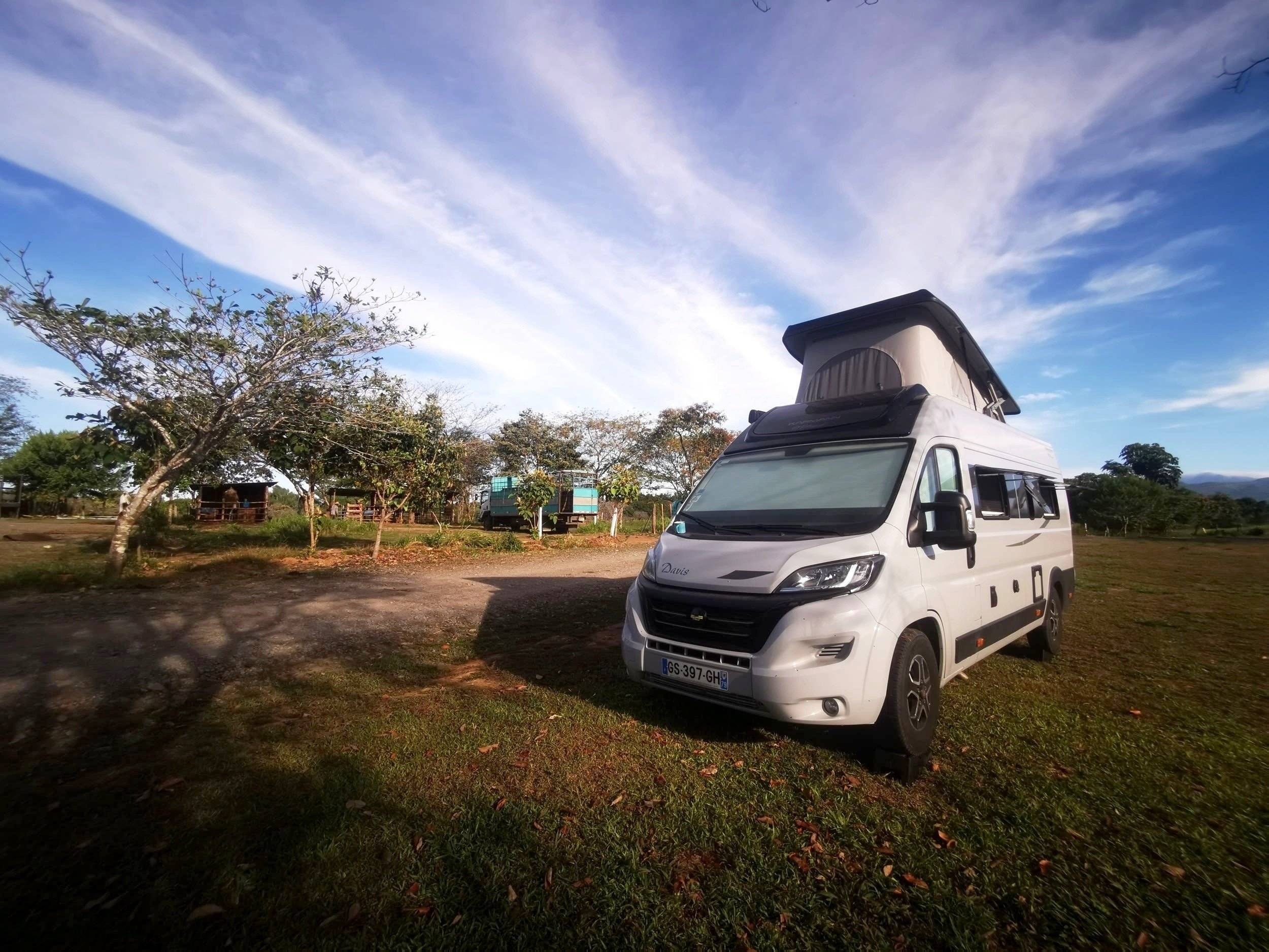 Karmann Mobil Davis 630 +toit pop