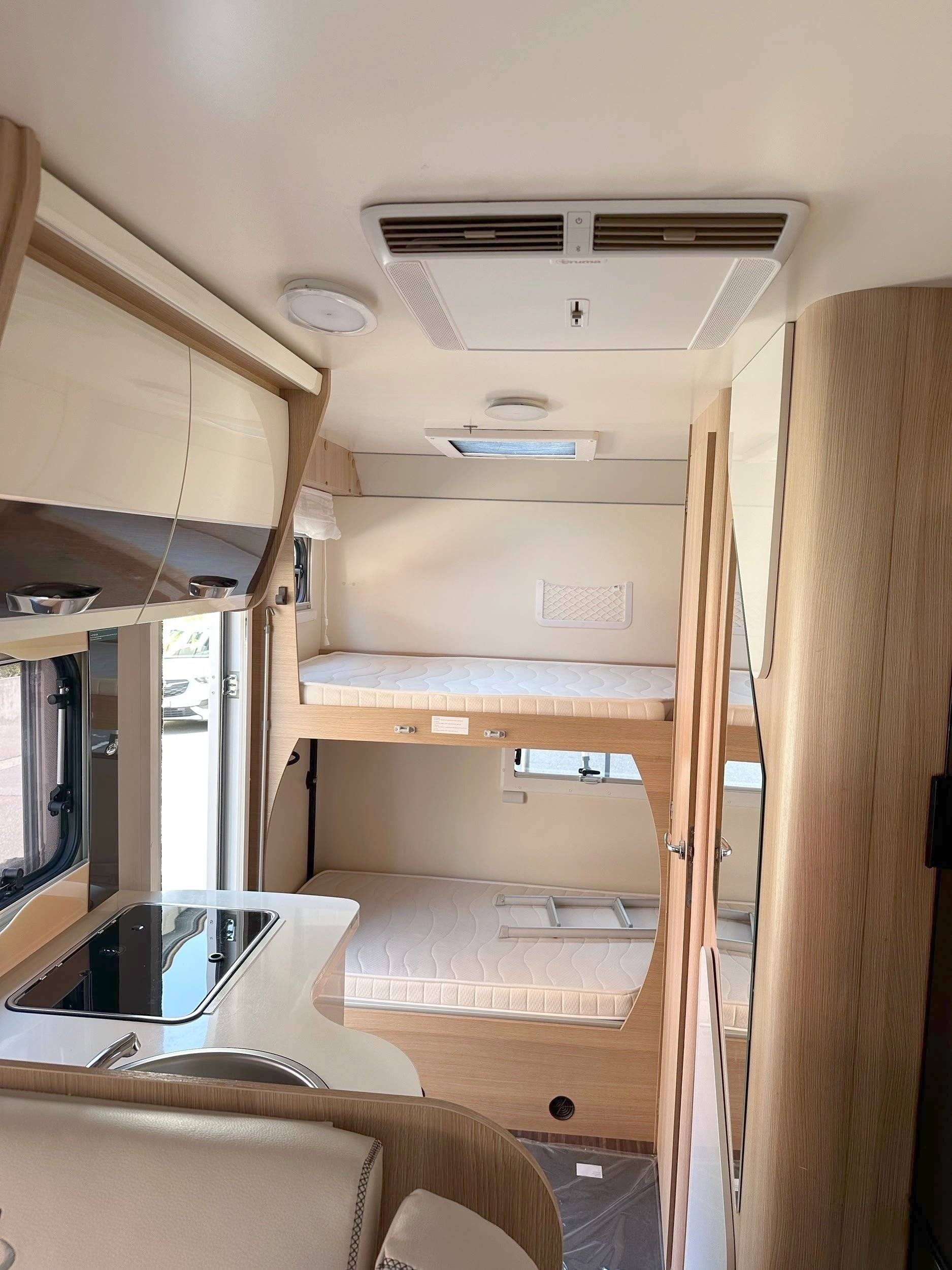 Plazas en cama Citroën Jumper 2,2 l 130 ch - Yescapa
