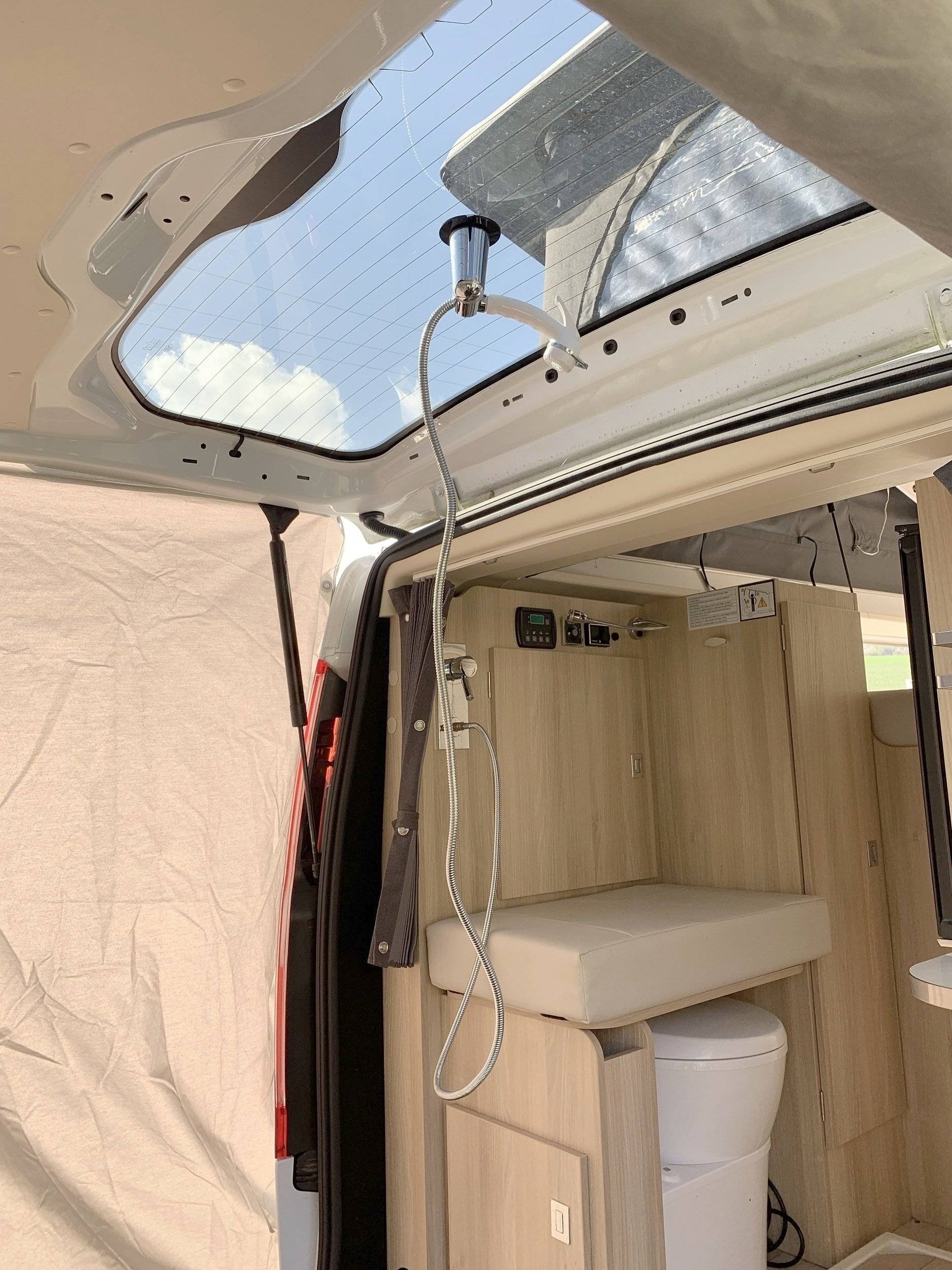 Campérêve Transit 2,2 l TDCi 130 ch.