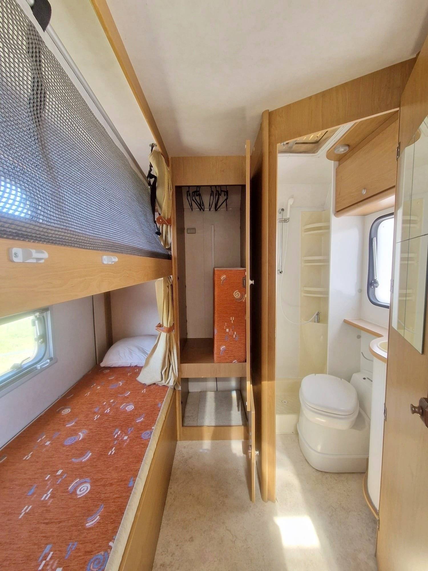 Vilamobil Ford Transit