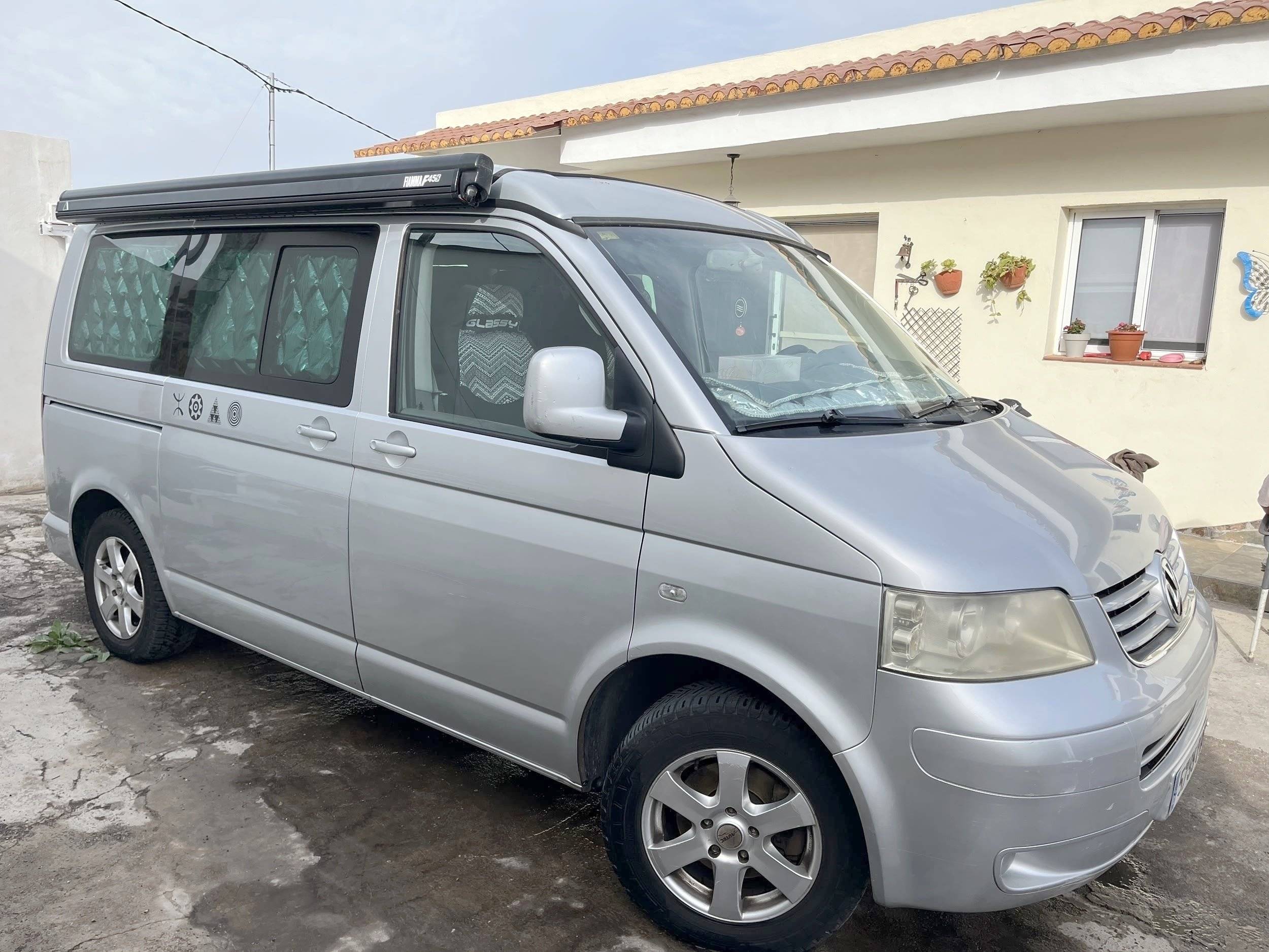 Couchages Volkswagen 2,5l TDI 130 ch - Yescapa