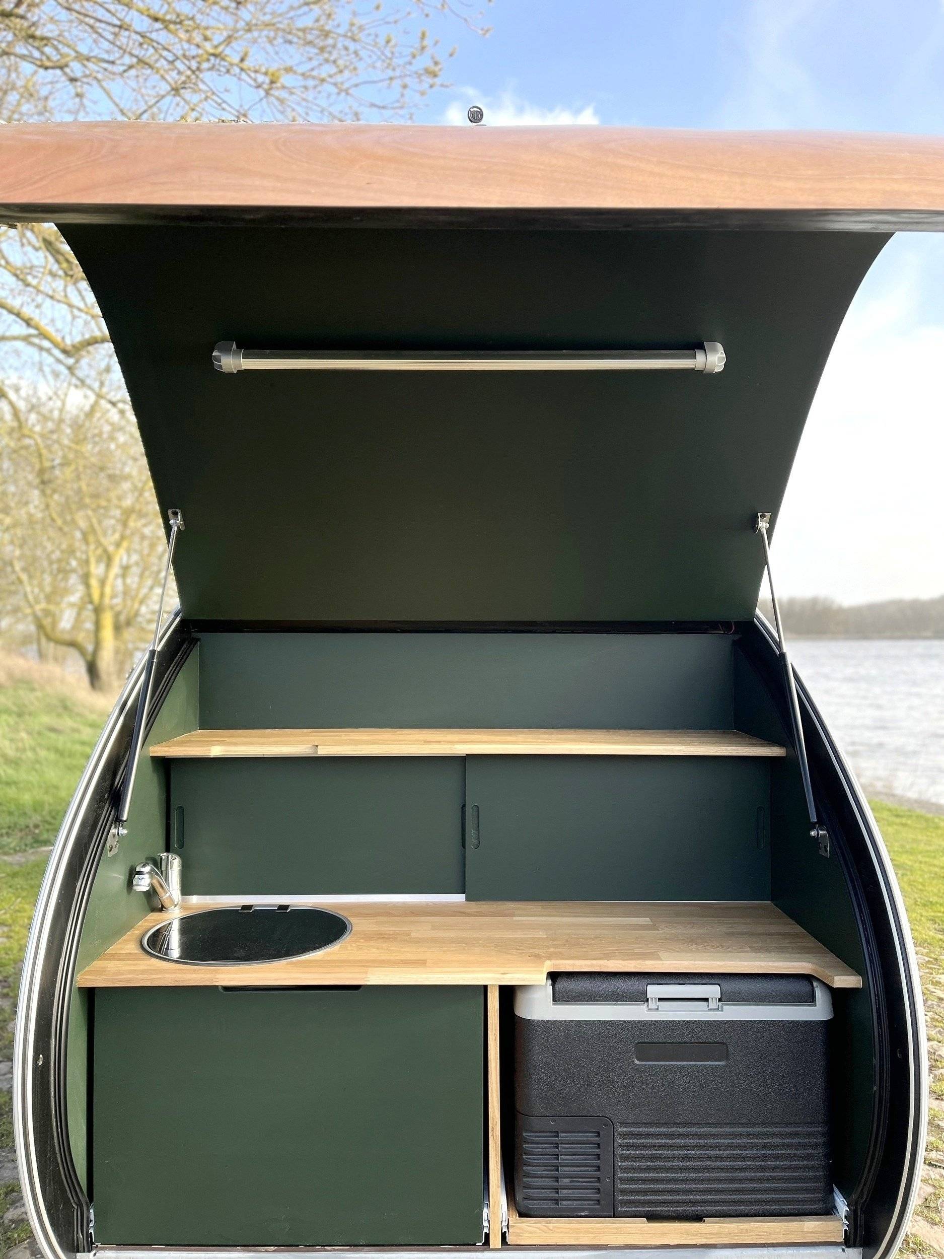 Les Petites Voyageuses  Les Petites Voyageuses