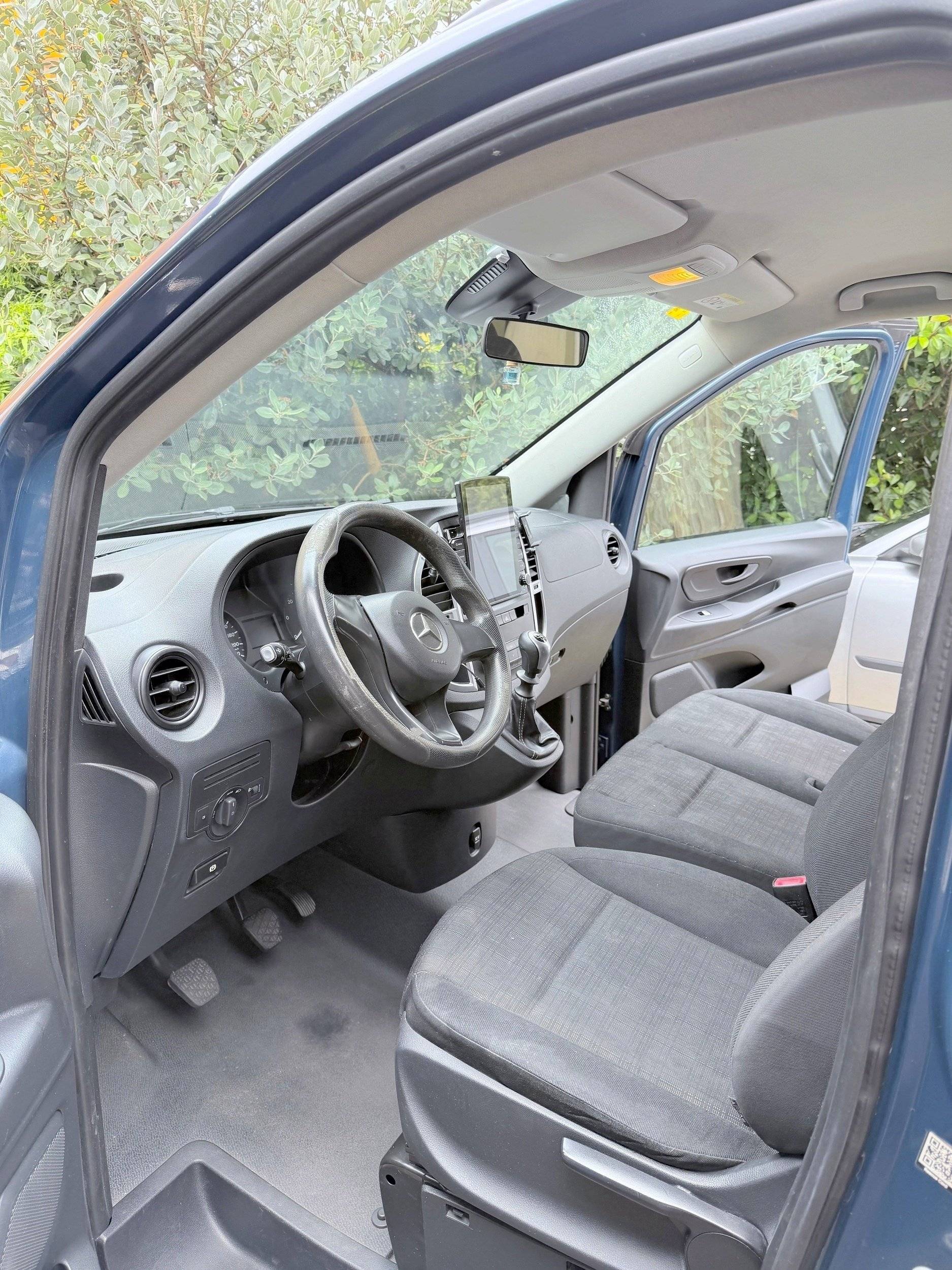 Poste de conduite Mercedes VITO 114 CDI TOURER - Yescapa