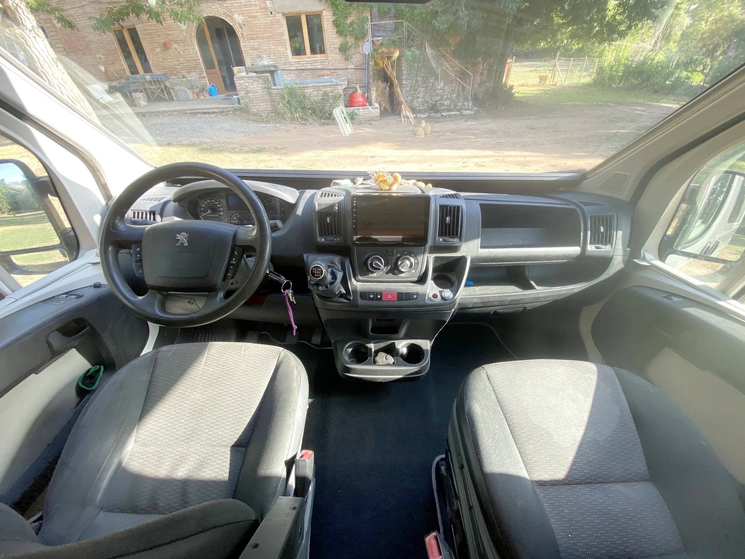 Peugeot Boxer 2,0 l 130 ch