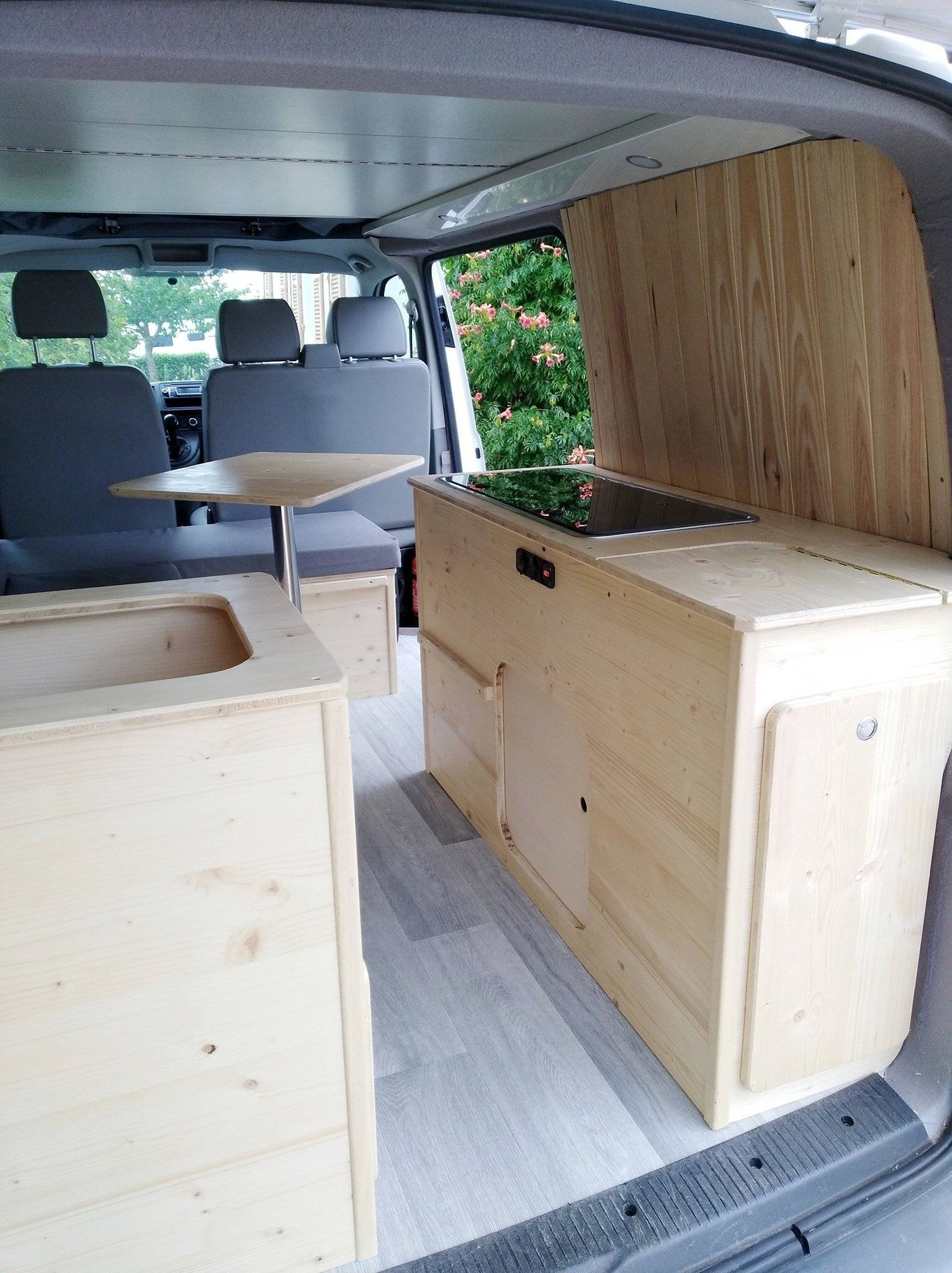 Volkswagen Volkswagen Multivan T5 Camper 2.5 TDI