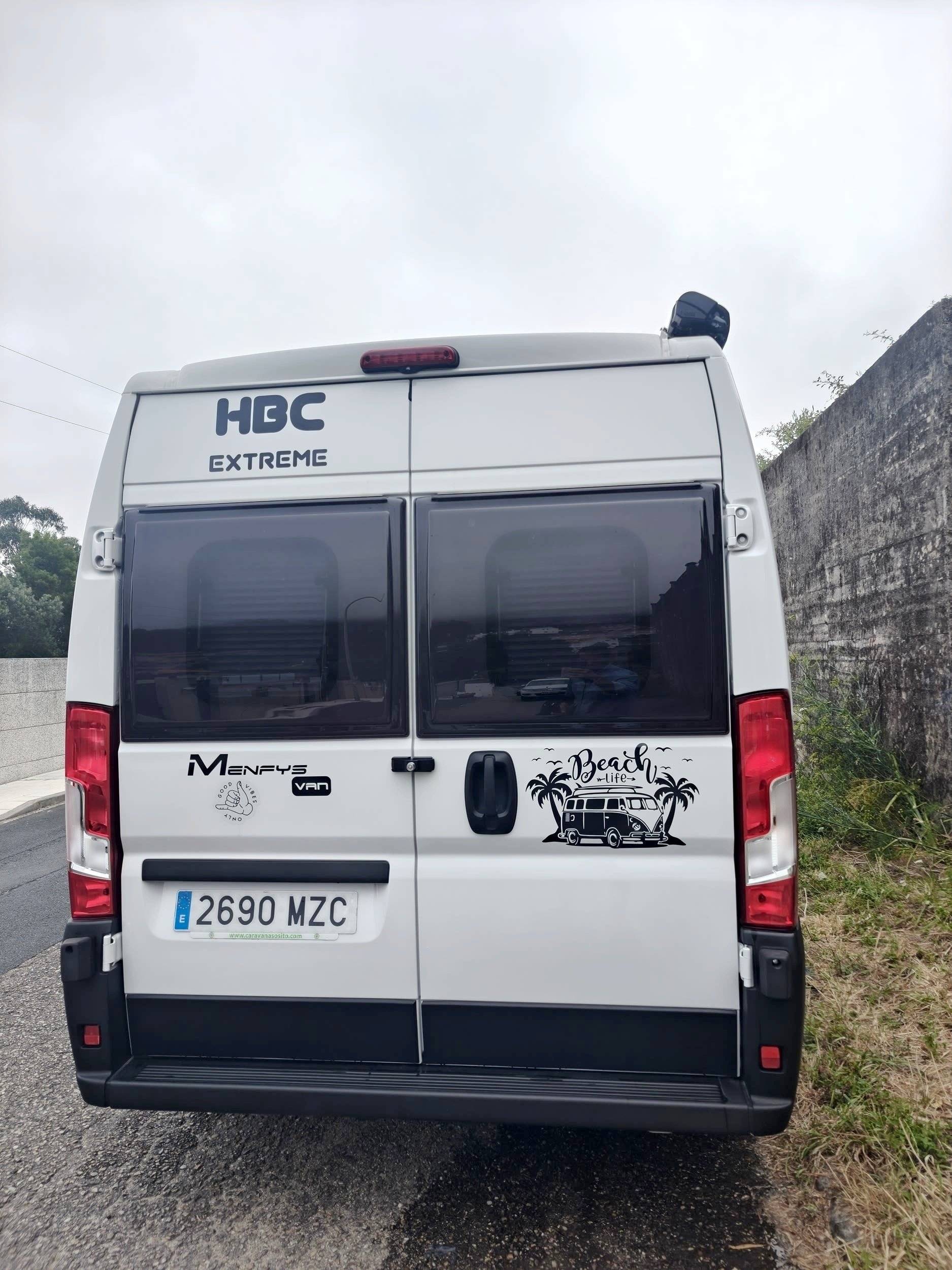 Mclouis Menfys VAN S-Line 3 Maxi