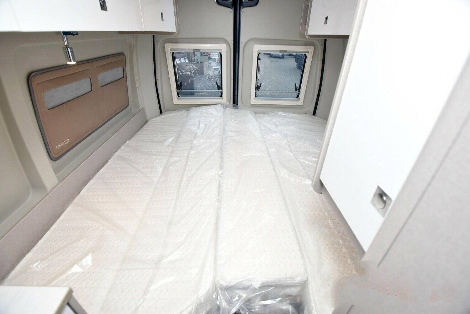 Berth Renault Master 3 - Yescapa