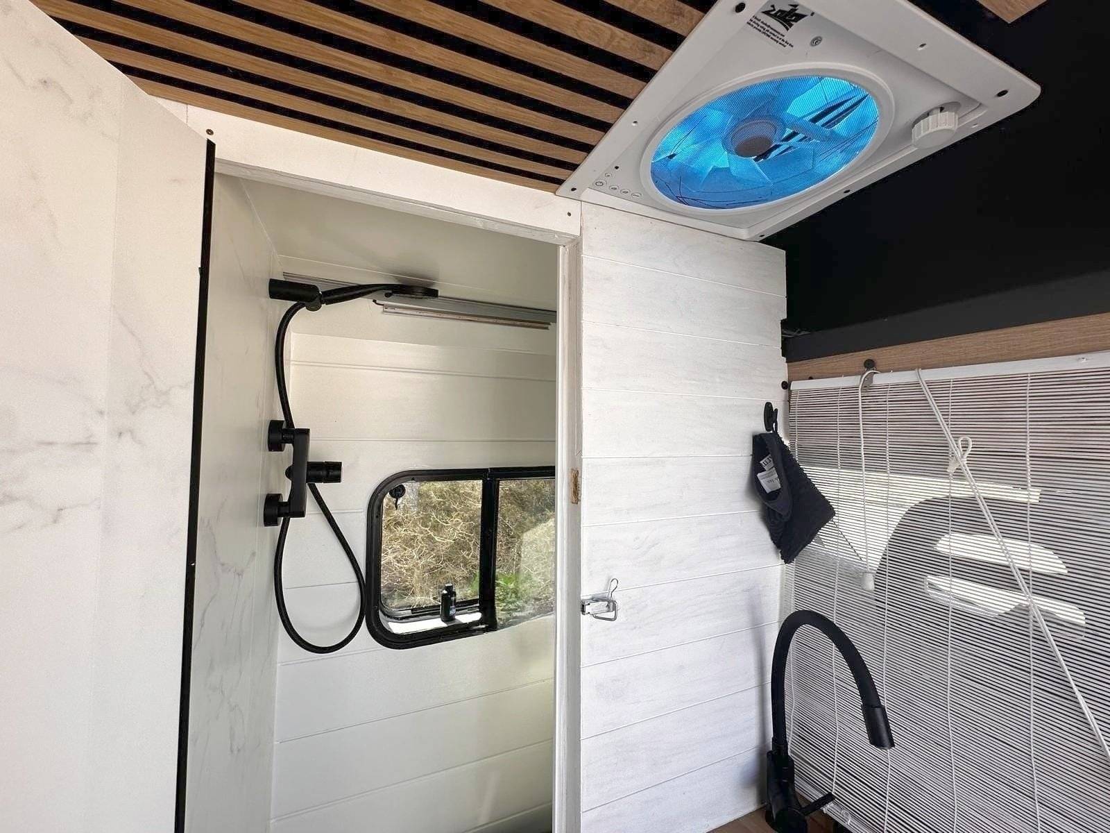 3 C Cartier/Brisebras 250