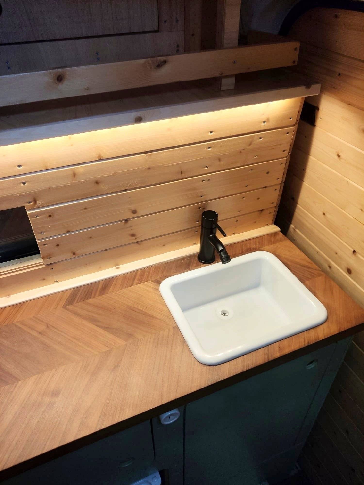 Ford Transit 2,4 l TDCi 140 ch.