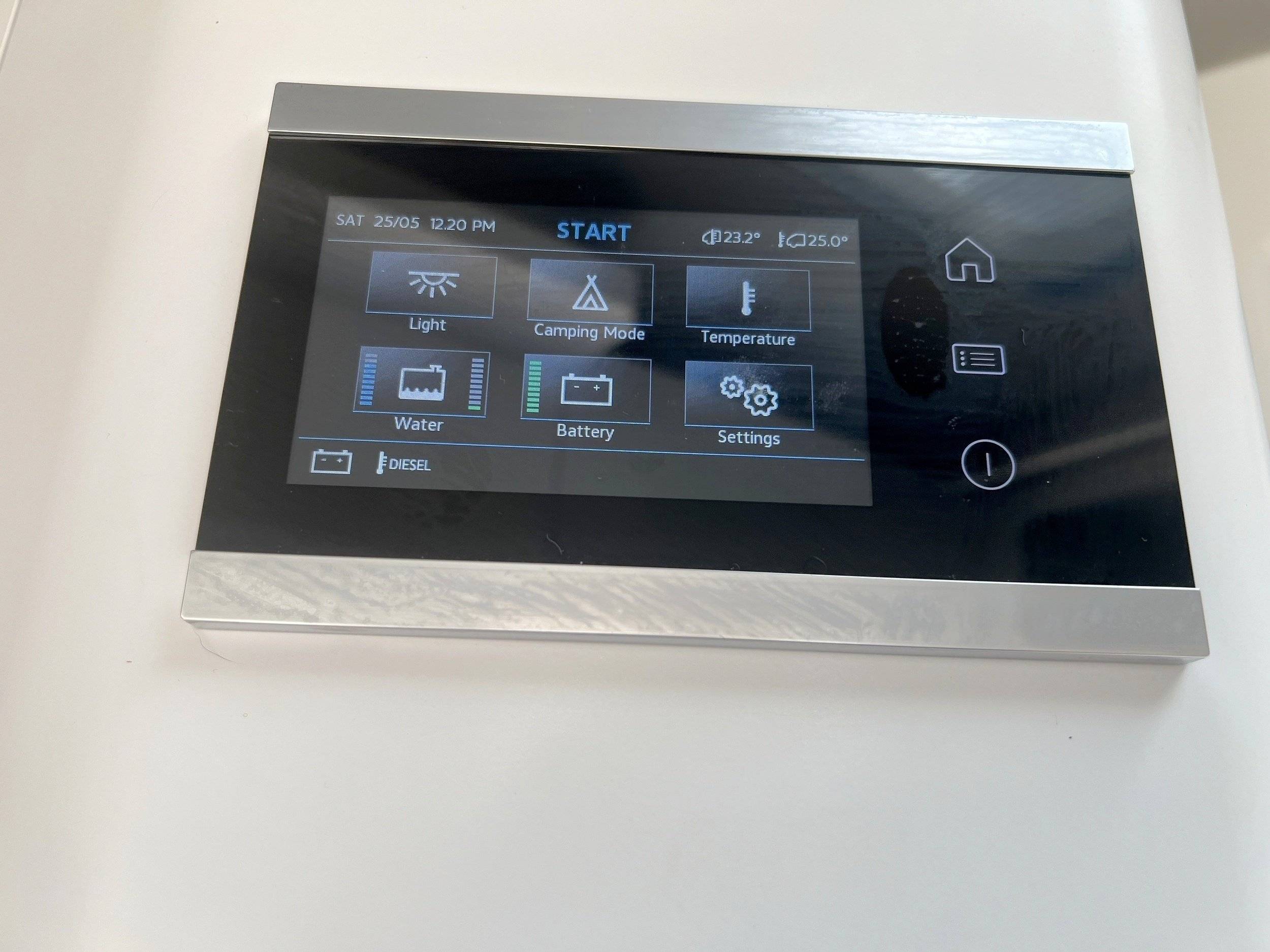 Volkswagen Volkswagen Grand California 600