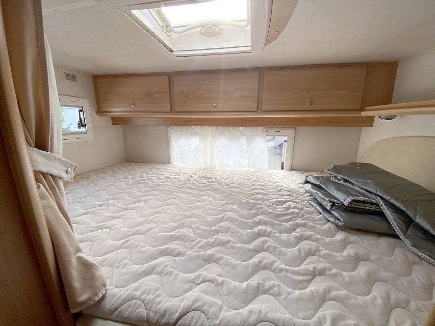 Letti Ford ford transit - Yescapa