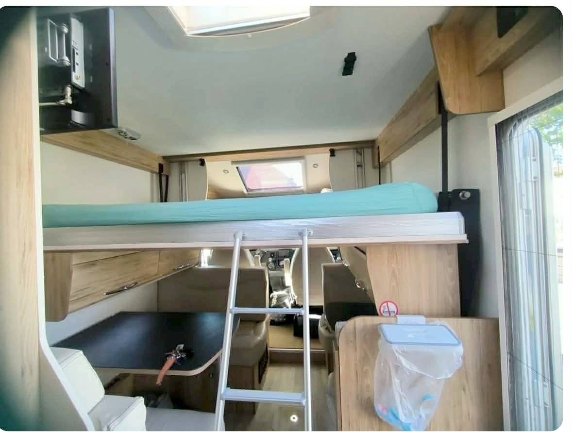Bavaria T706 S