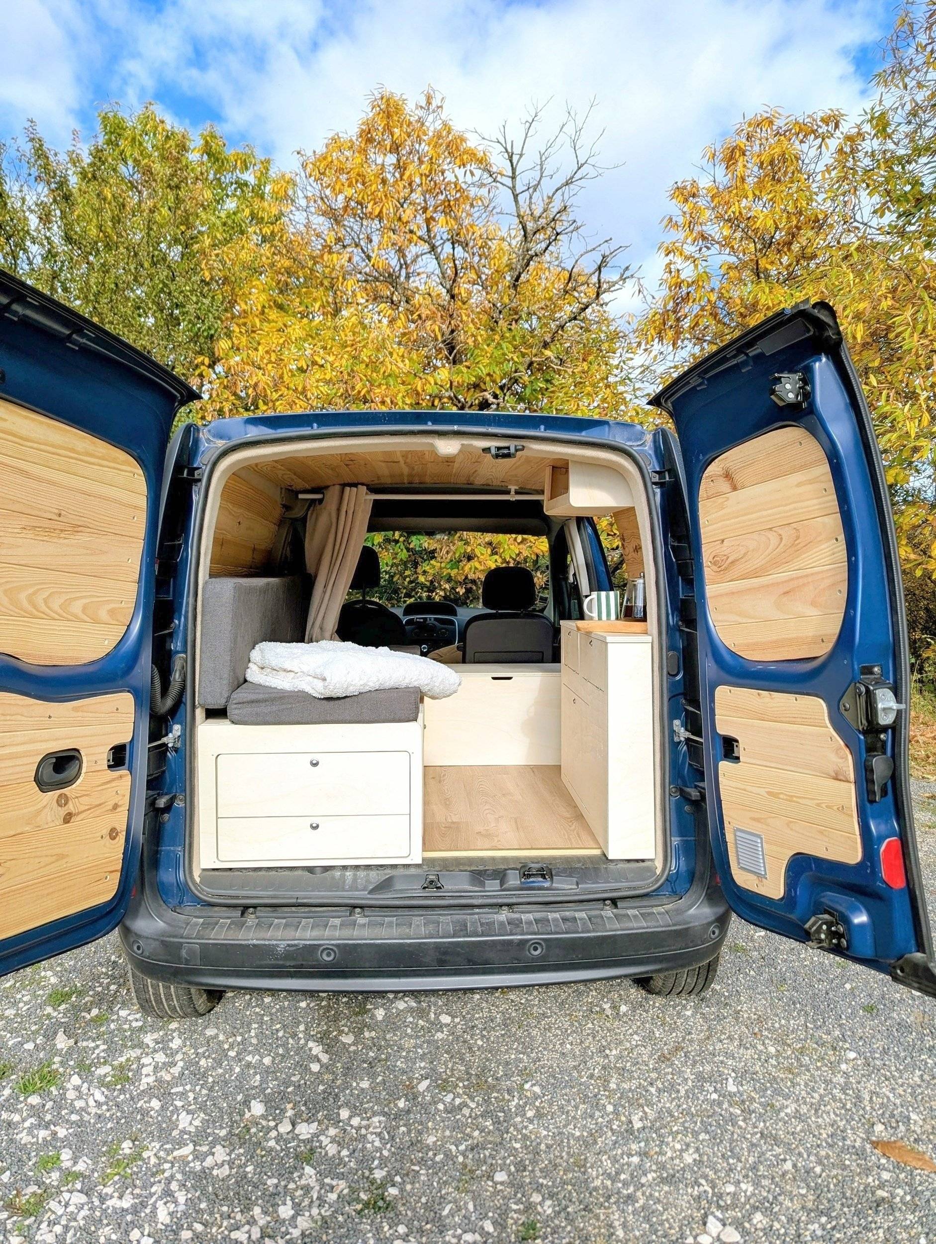 Menjador Renault Renault Kangoo - Yescapa